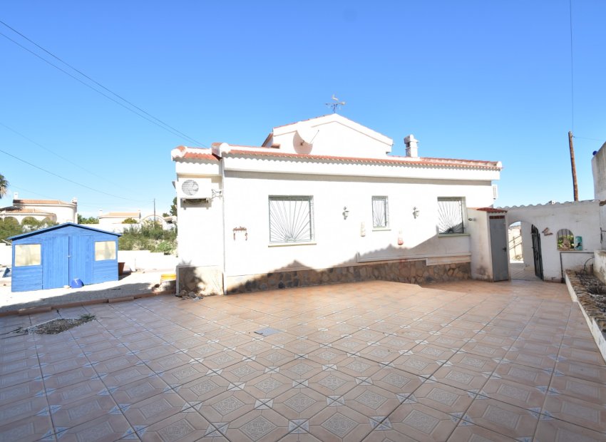 Resale - Villa -
Ciudad Quesada