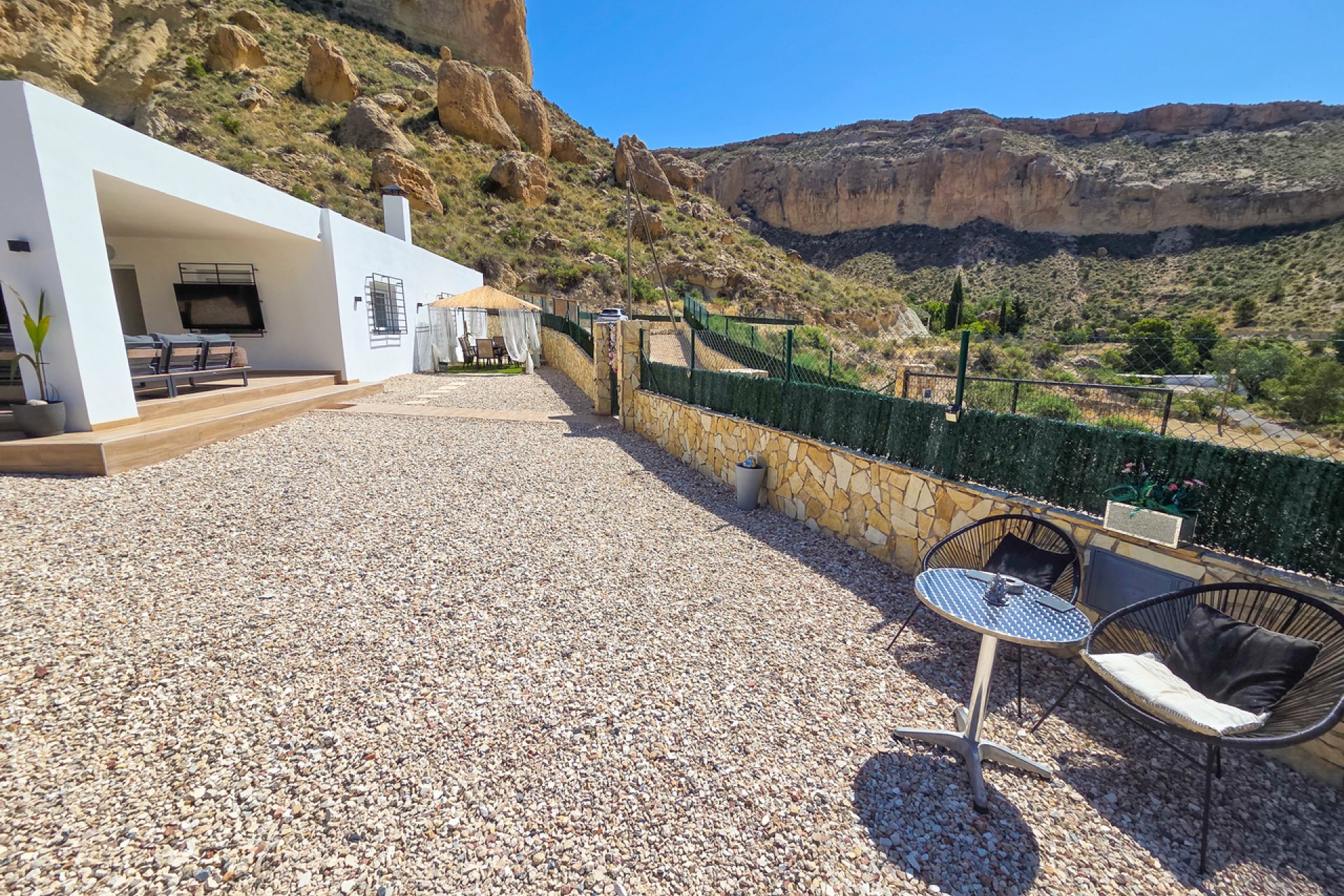 Resale - Villa -
Crevillente