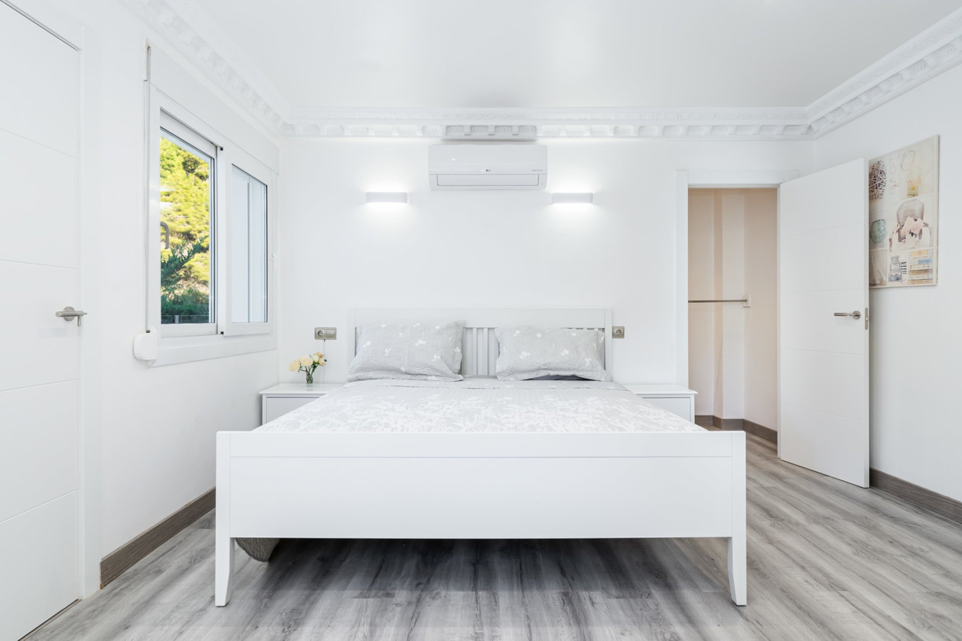 Resale - Villa -
Dehesa De Campoamor