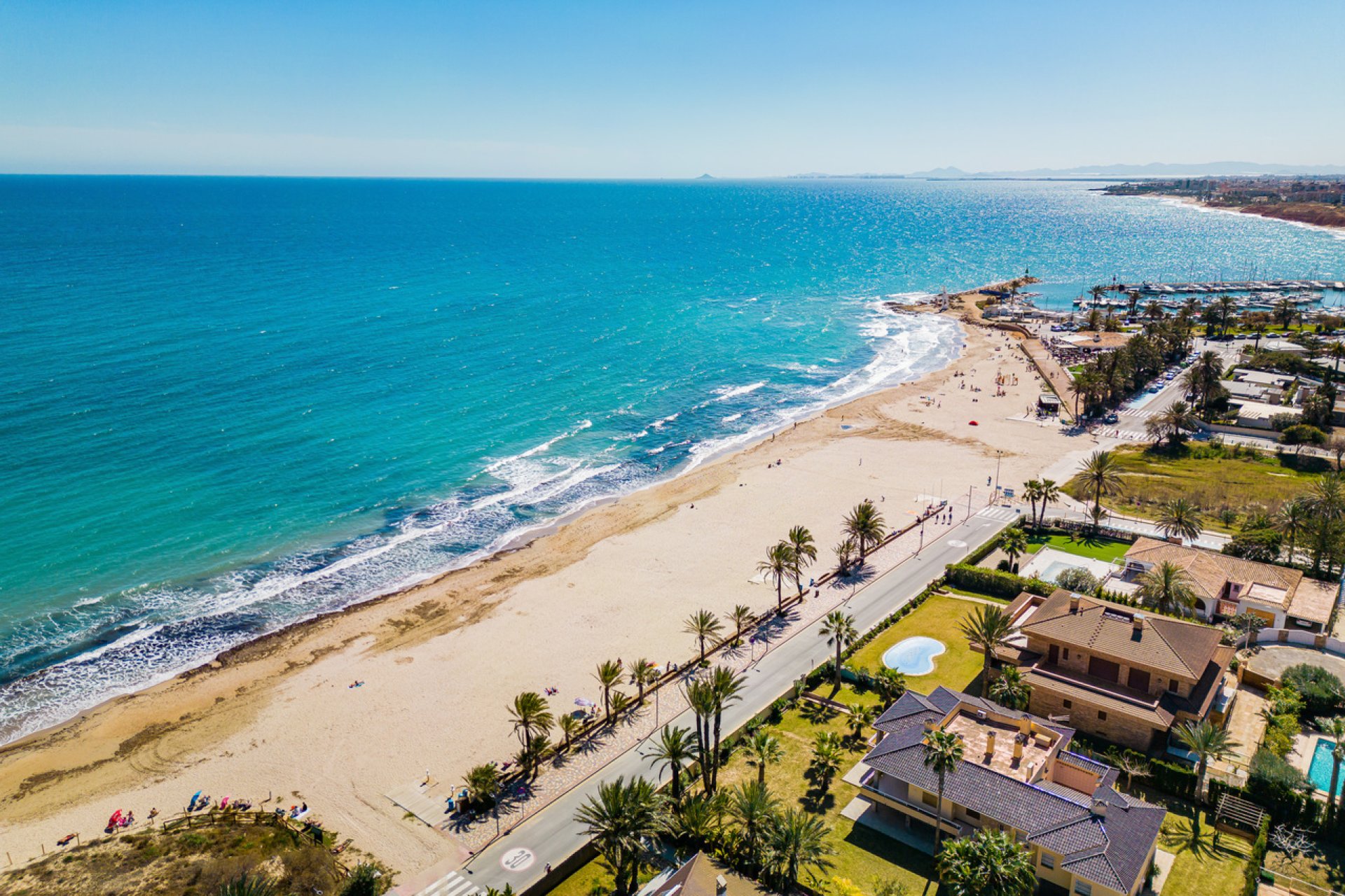 Resale - Villa -
Dehesa De Campoamor