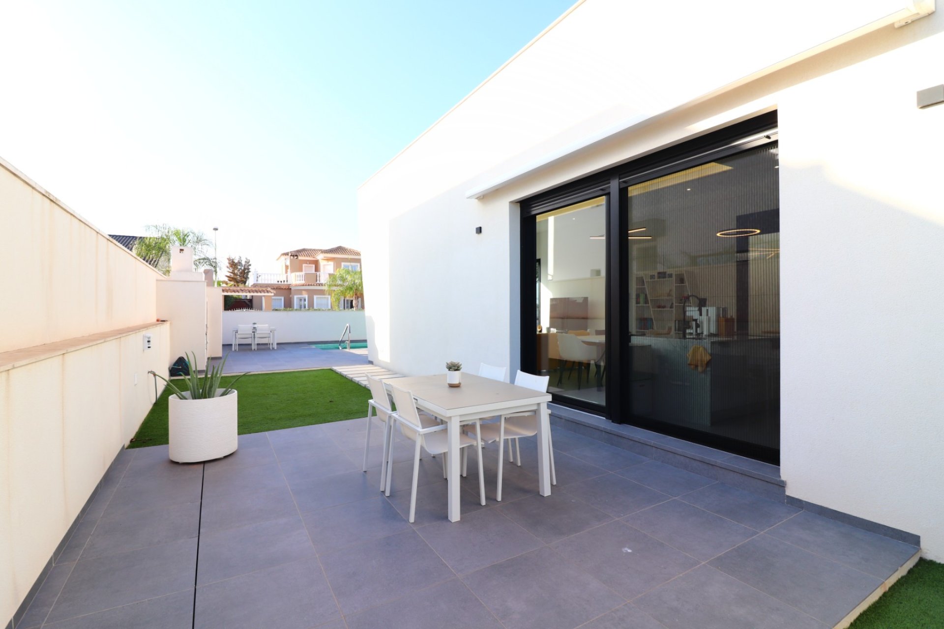 Resale - Villa -
Formentera del Segura - Euroroda