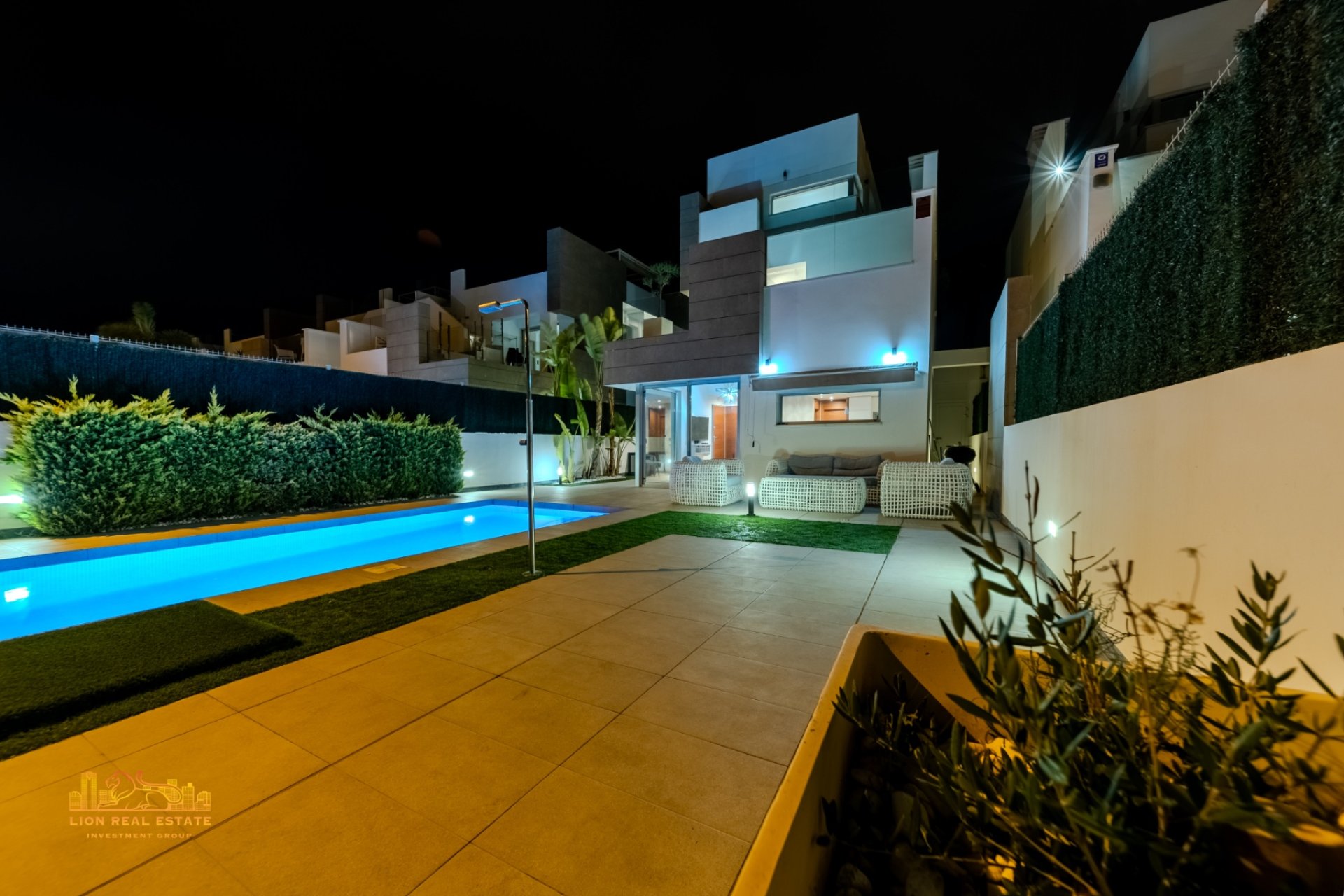 Resale - Villa -
Guardamar del Segura - El Raso