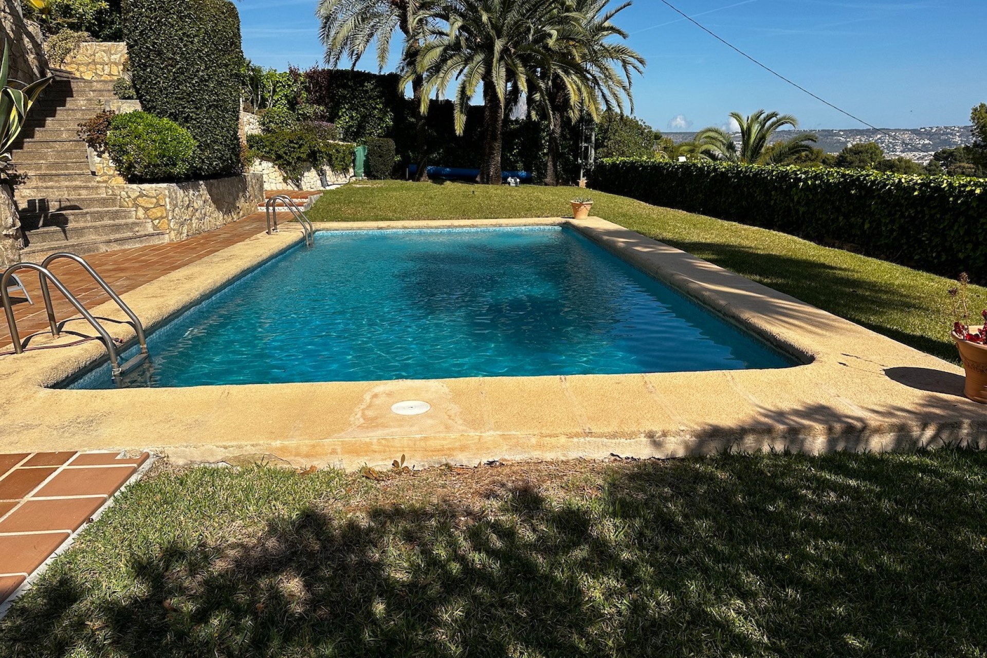 Resale - Villa -
Jávea - Pinosol