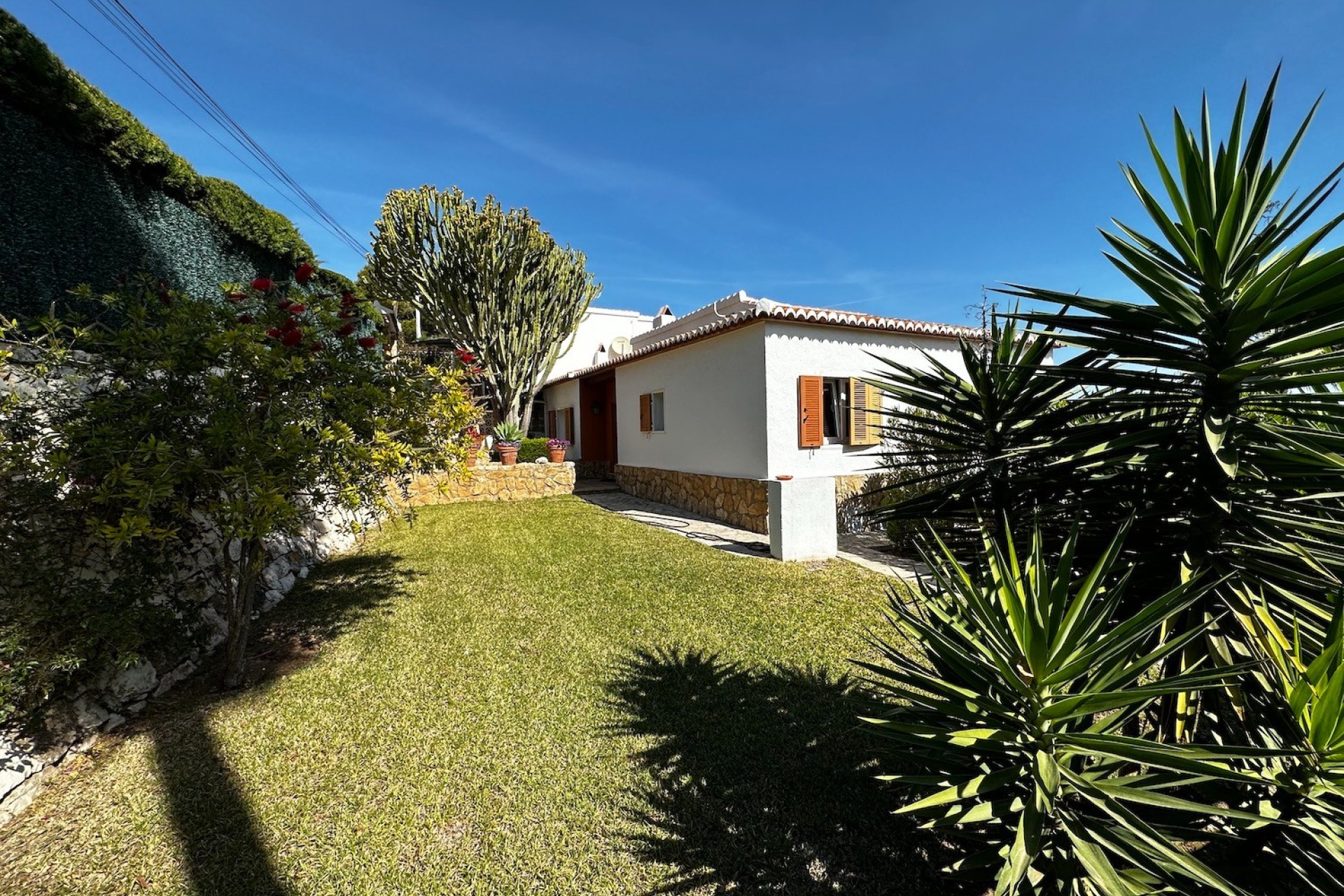 Resale - Villa -
Jávea - Pinosol