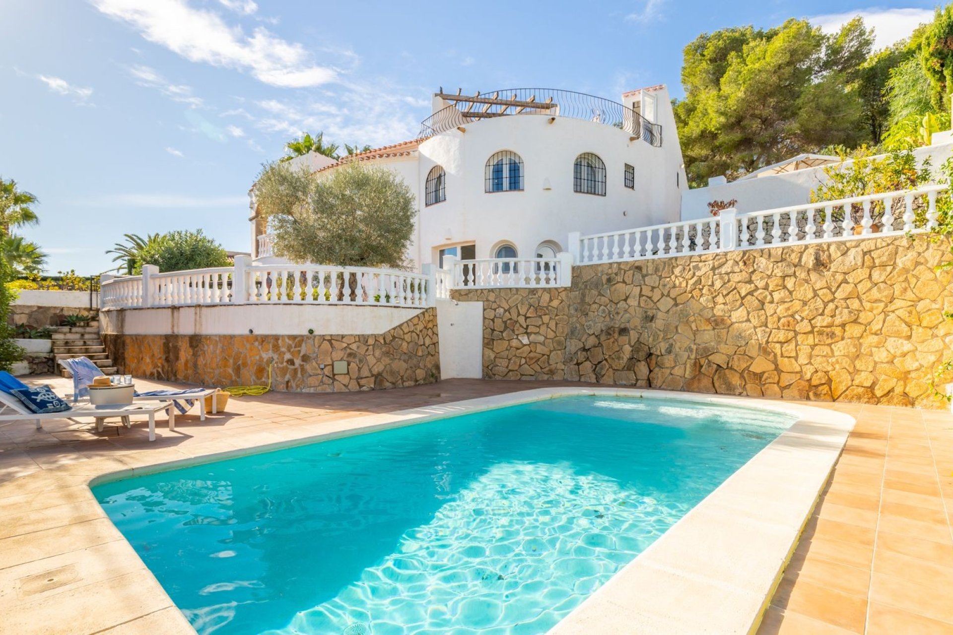 Resale - Villa -
Jávea - Pinosol