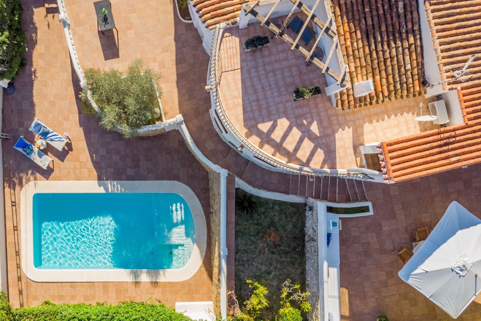 Resale - Villa -
Jávea - Pinosol