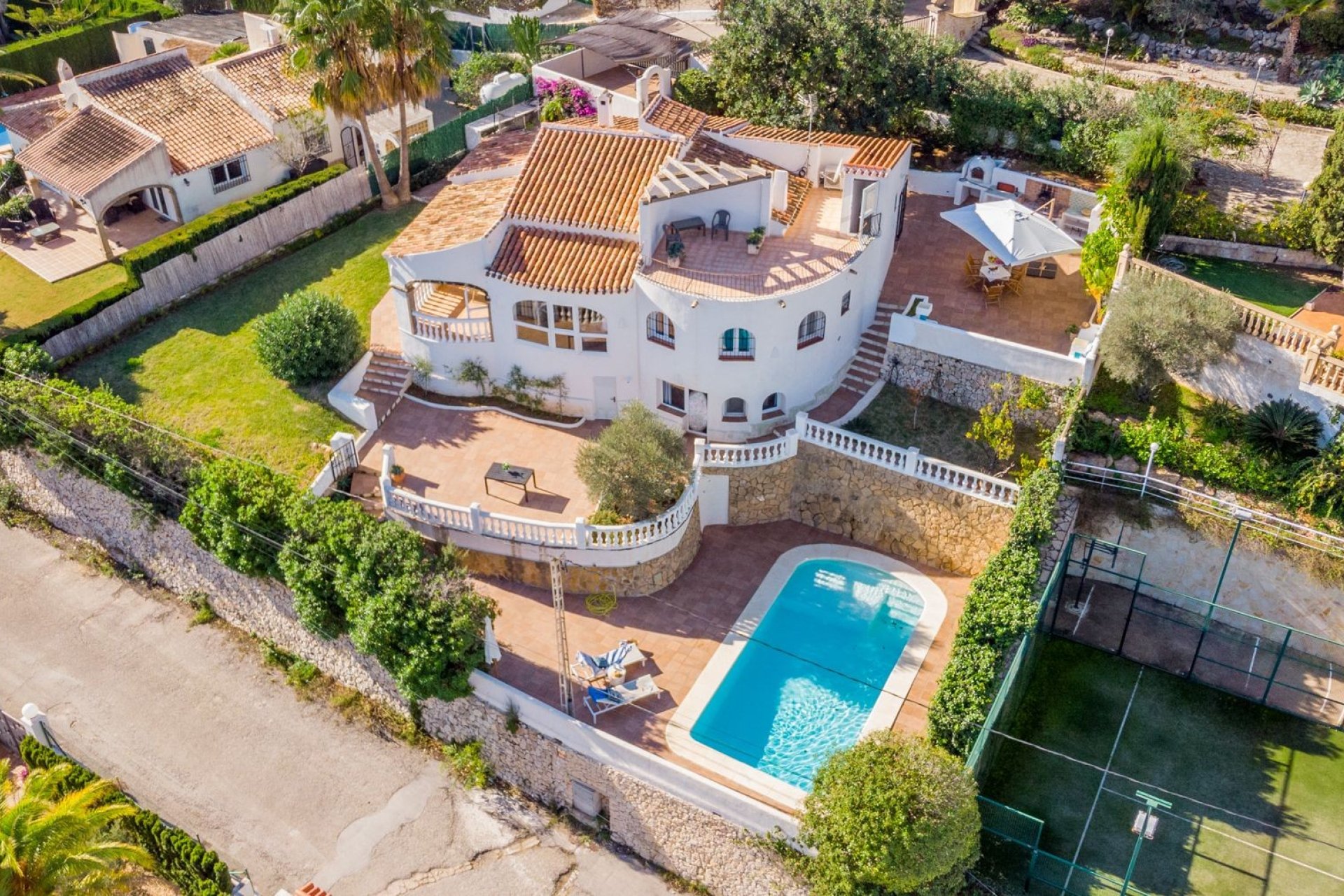 Resale - Villa -
Jávea - Pinosol