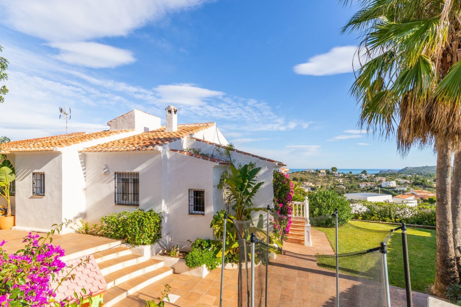 Resale - Villa -
Jávea - Pinosol