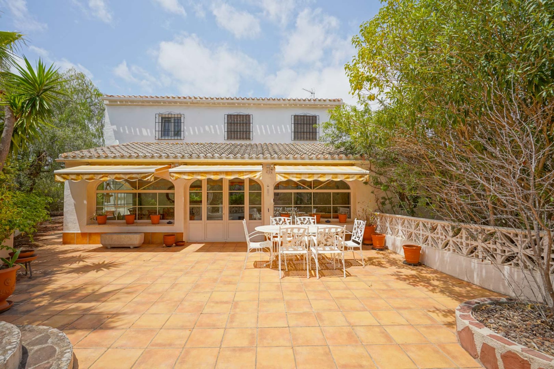 Resale - Villa -
Jávea - Tarraula