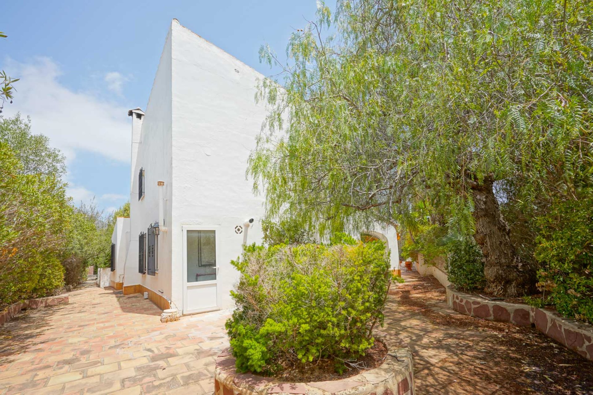 Resale - Villa -
Jávea - Tarraula