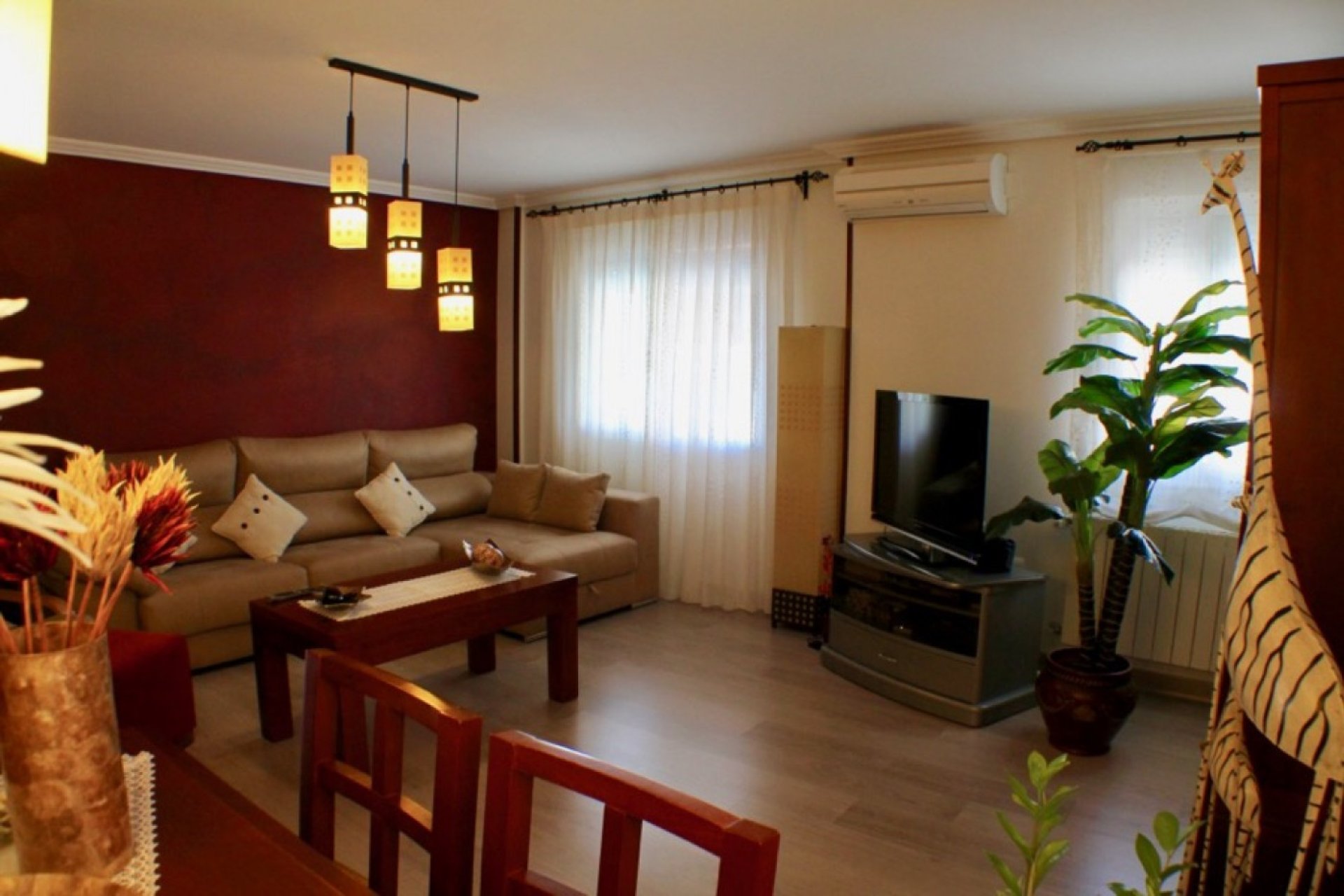 Resale - Villa -
La Nucía - Urbanisations