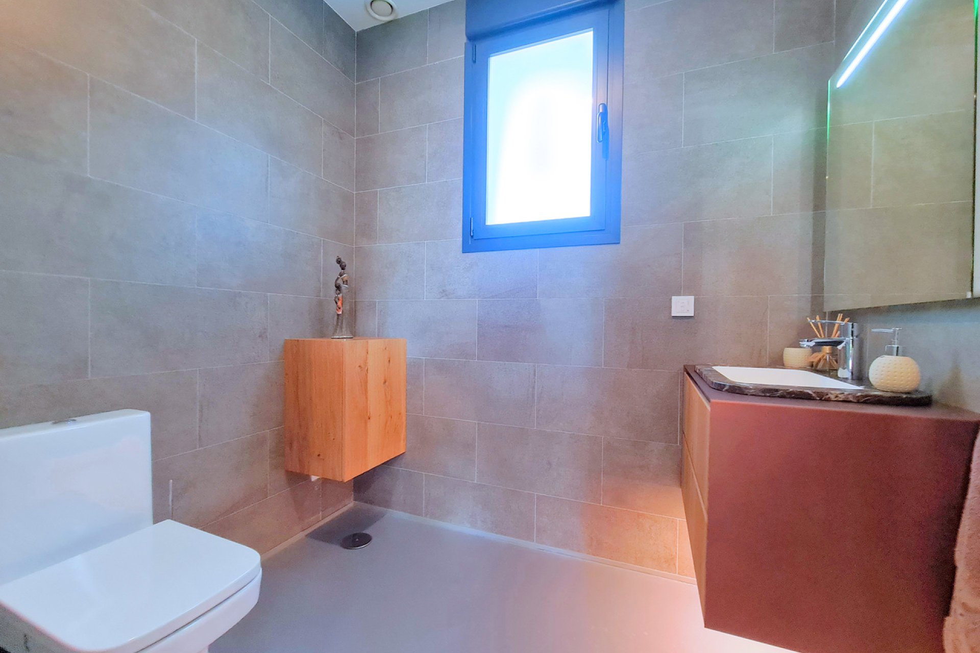 Resale - Villa -
Los Alcazares - Los Alcázares