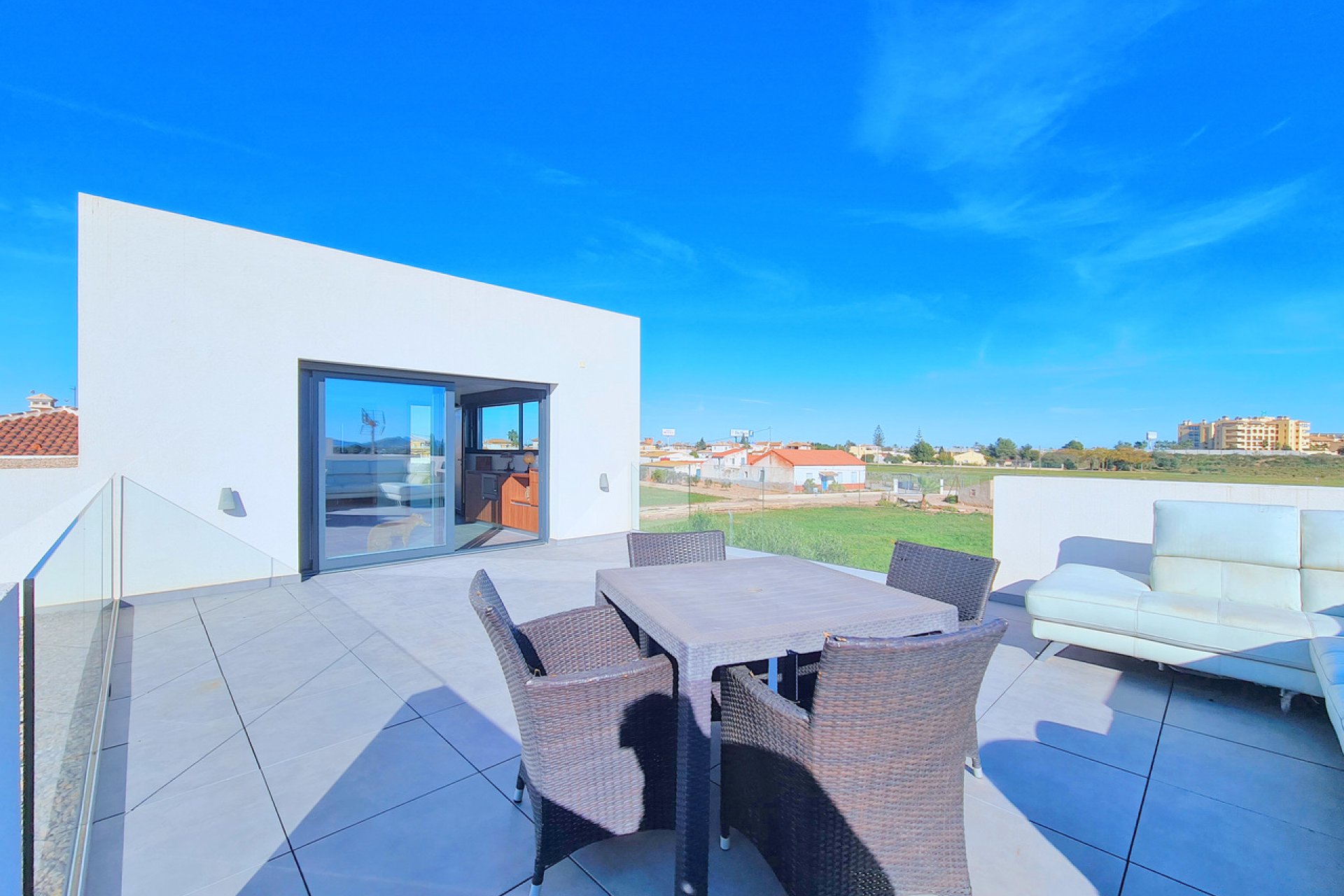 Resale - Villa -
Los Alcazares - Los Alcázares