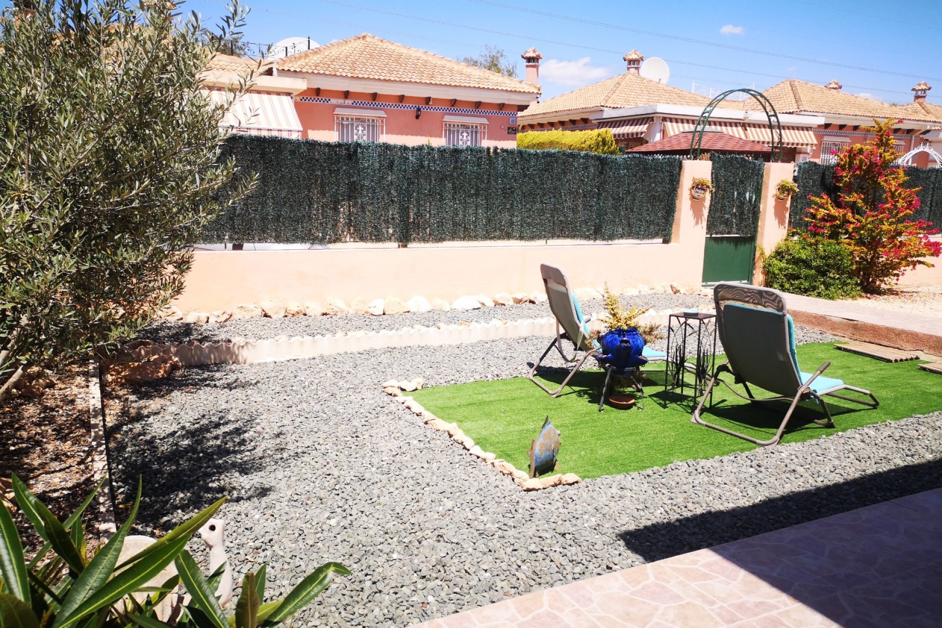 Resale - Villa -
Los Montesinos