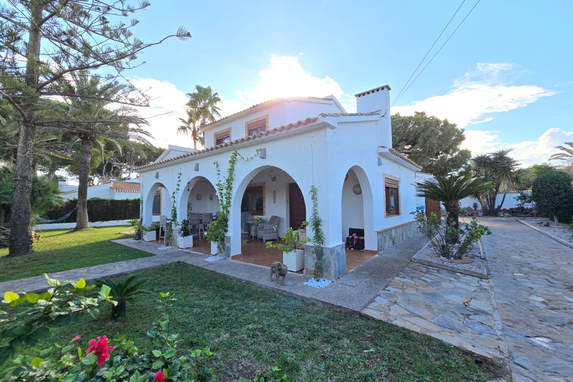 Resale - Villa -
Orihuela Costa - Cabo Roig *