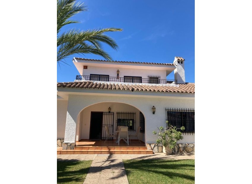 Resale - Villa -
Orihuela Costa - Cabo Roig