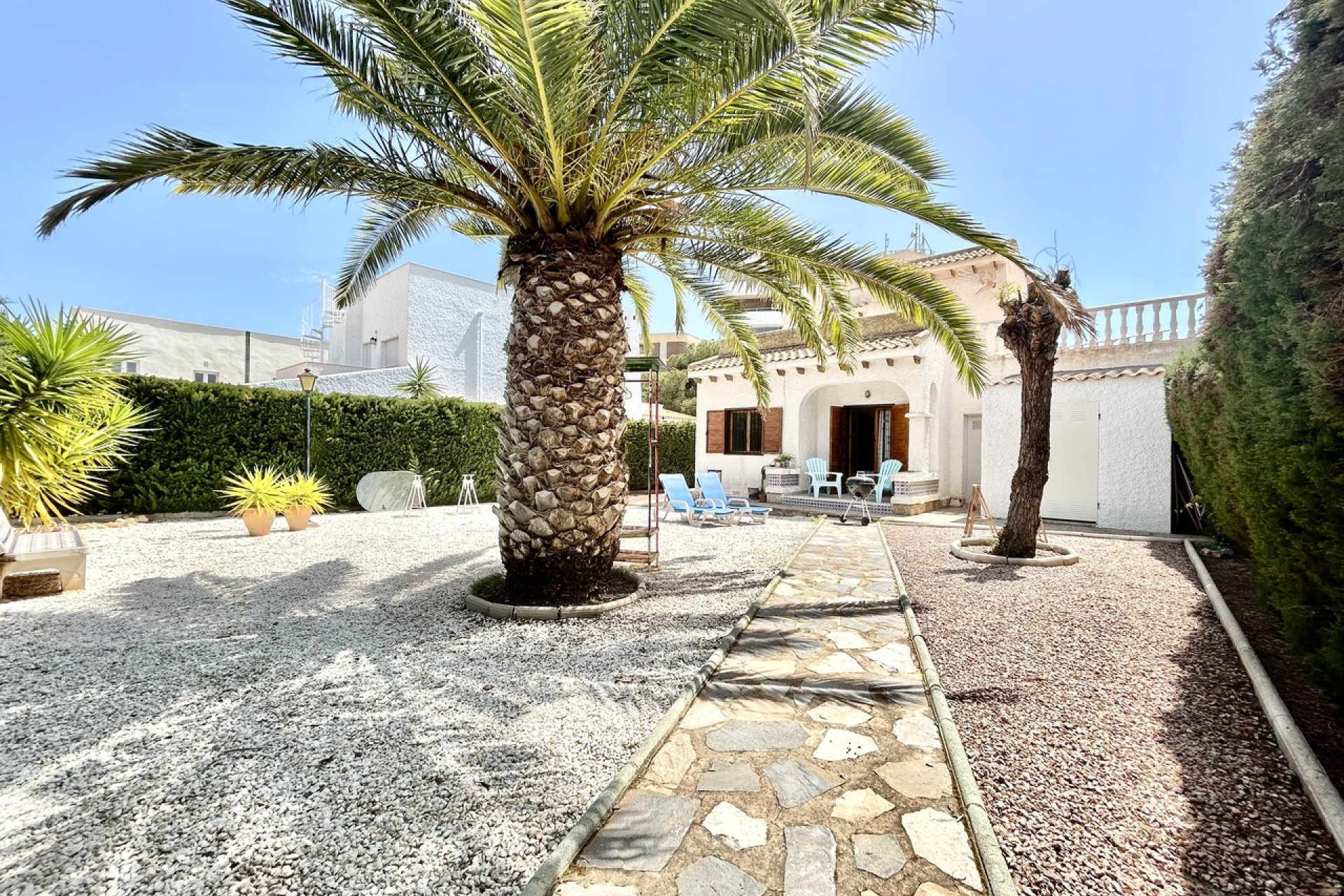 Resale - Villa -
Orihuela Costa - La Zenia