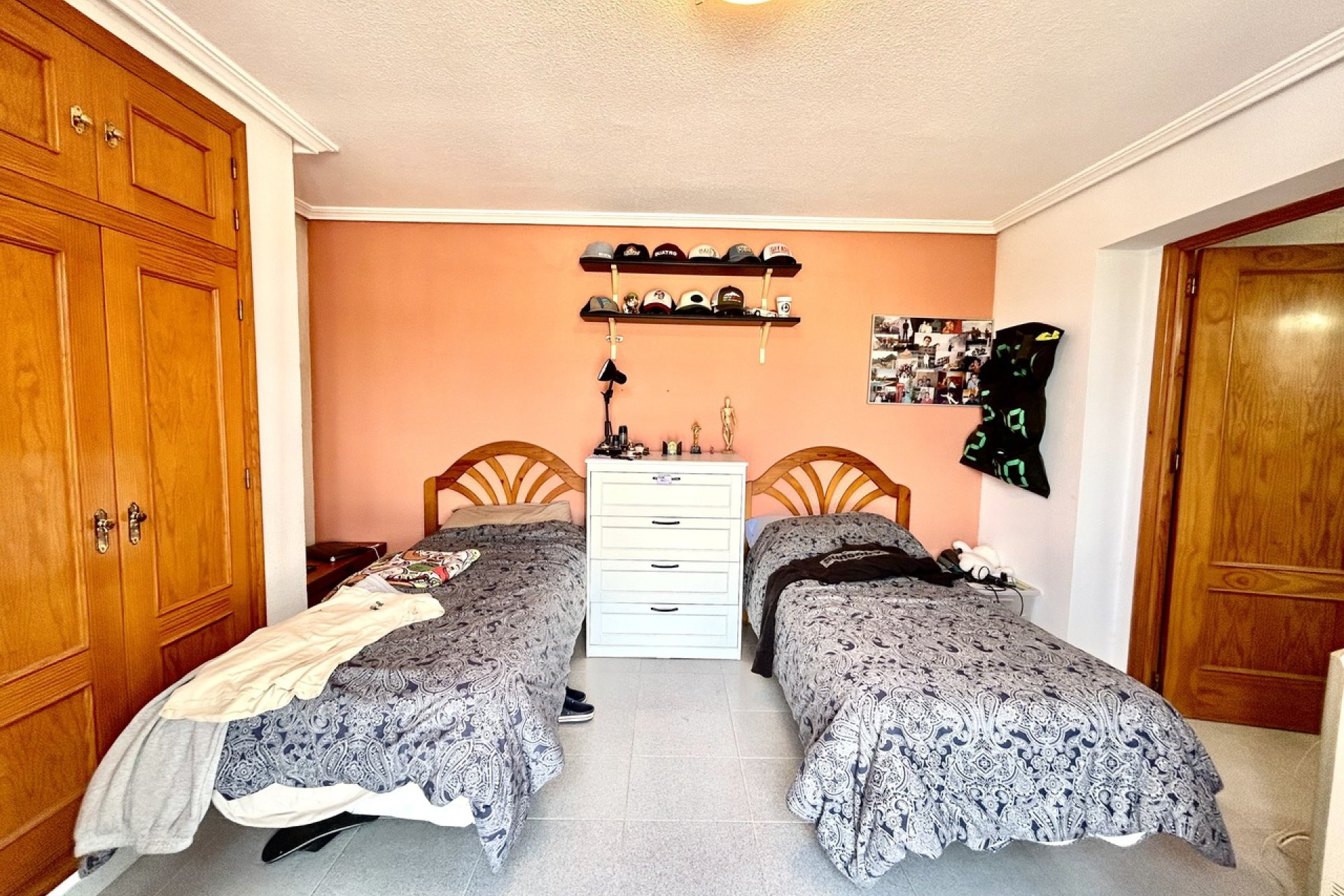 Resale - Villa -
Orihuela Costa - La Zenia