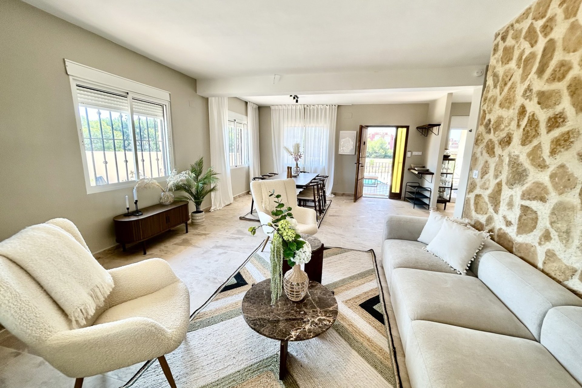 Resale - Villa -
Orihuela Costa - La Zenia