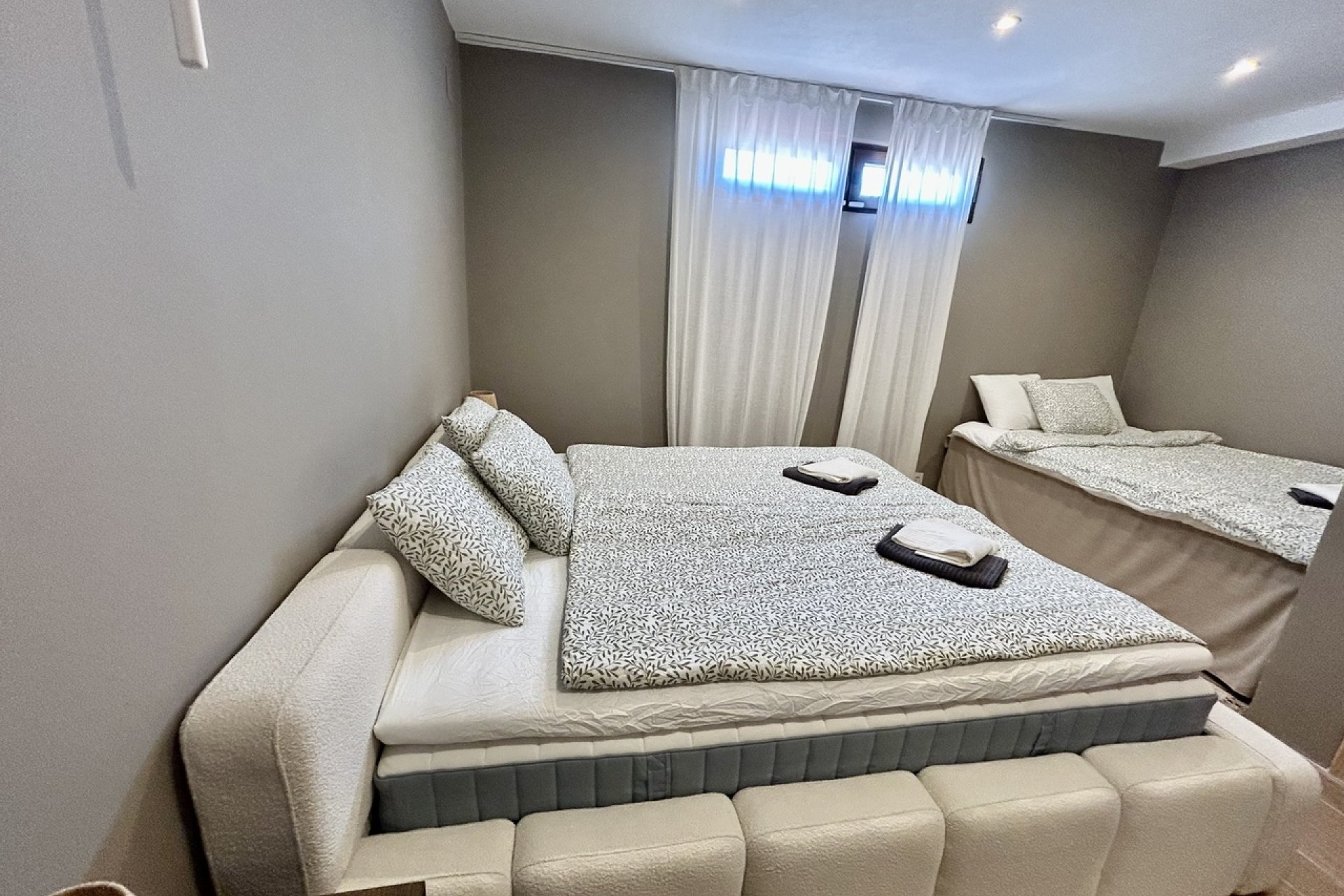 Resale - Villa -
Orihuela Costa - La Zenia