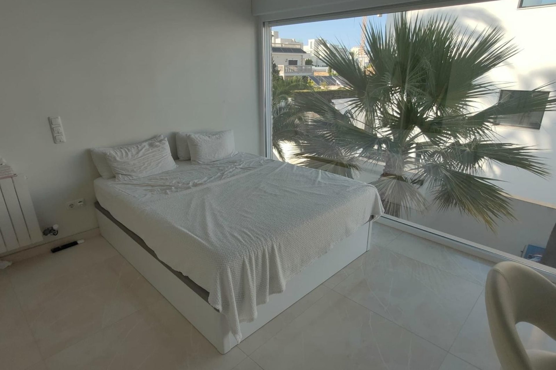 Resale - Villa -
Orihuela Costa - La Zenia