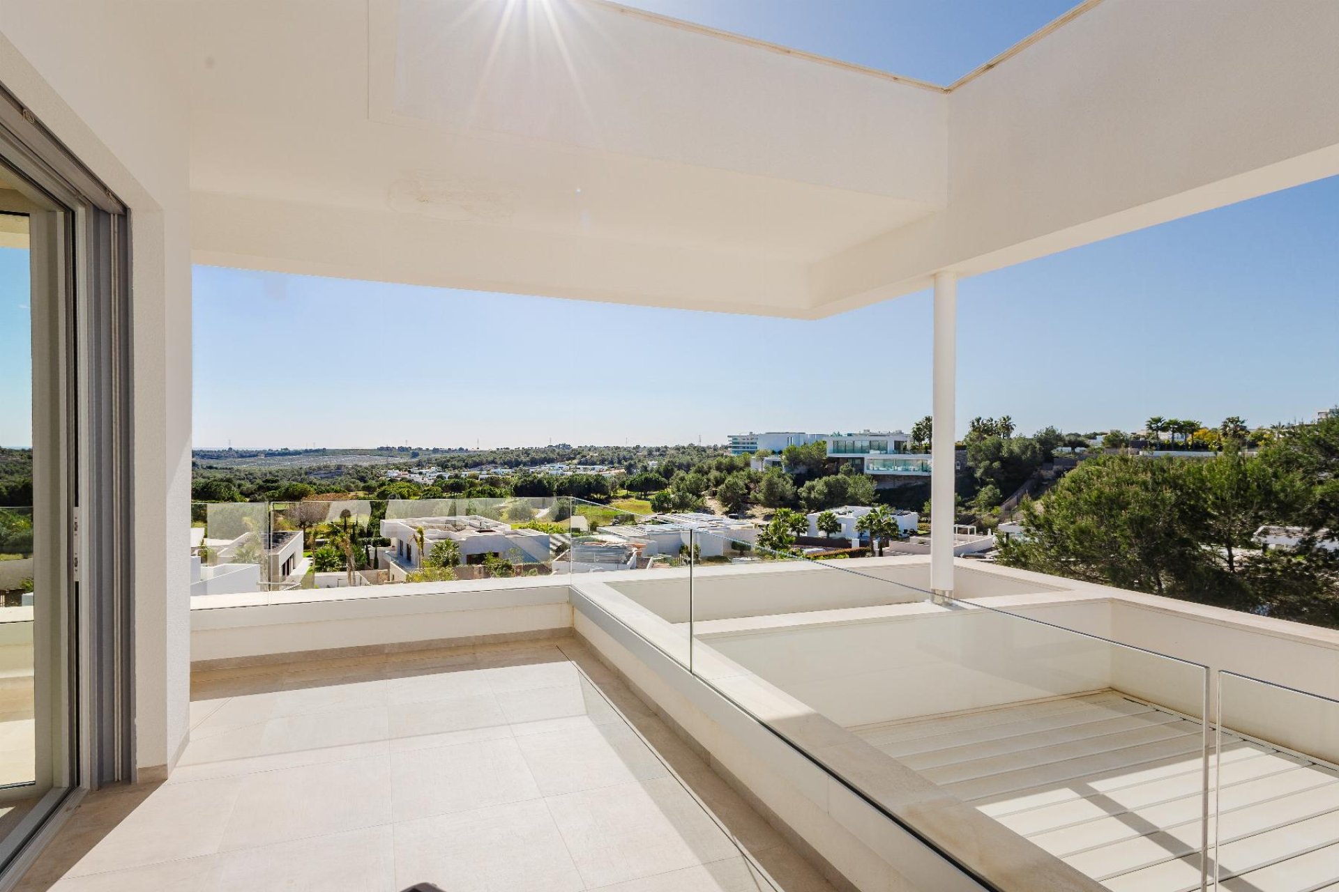Resale - Villa -
Orihuela Costa - Las Colinas Golf