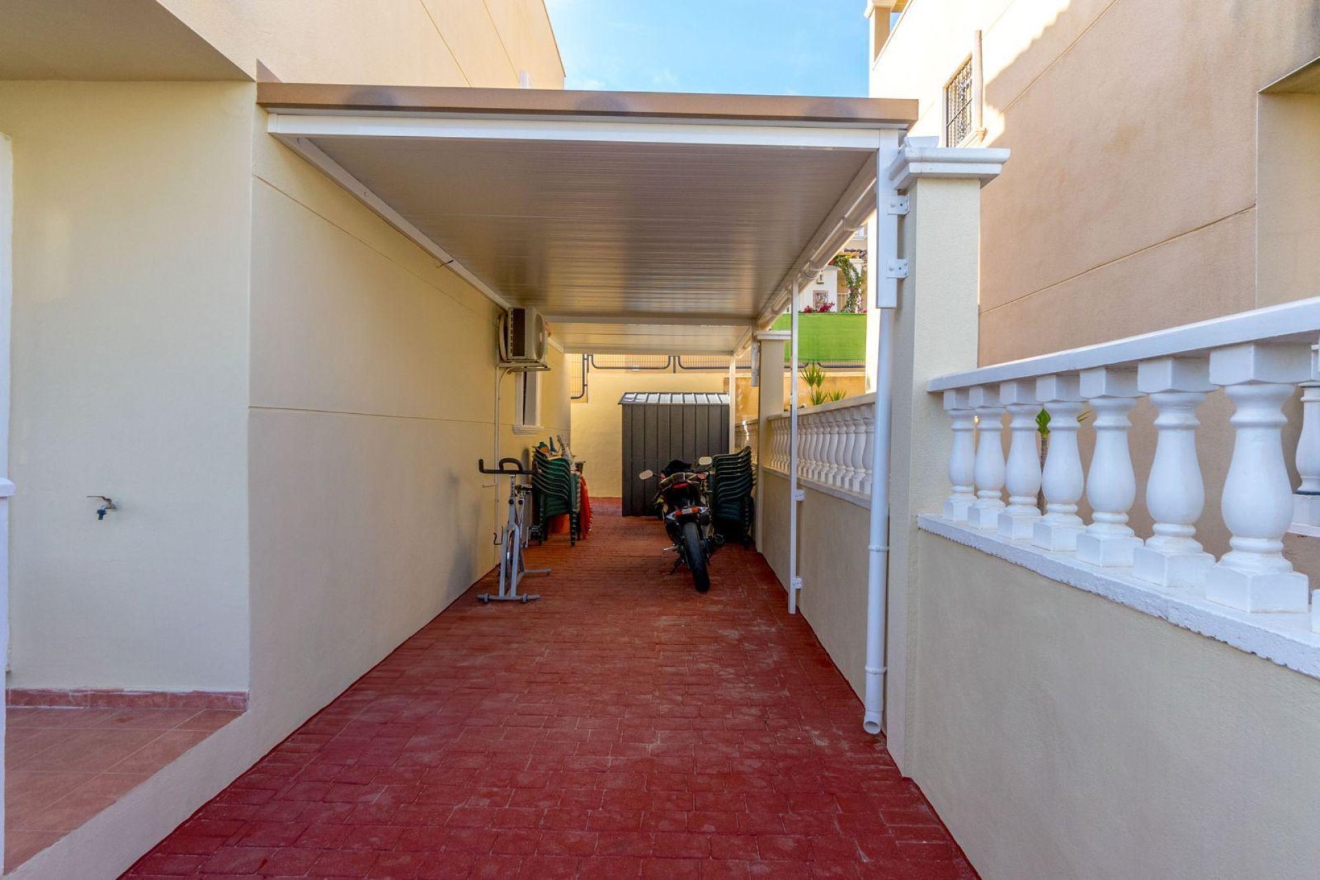 Resale - Villa -
Orihuela Costa - Las Filipinas