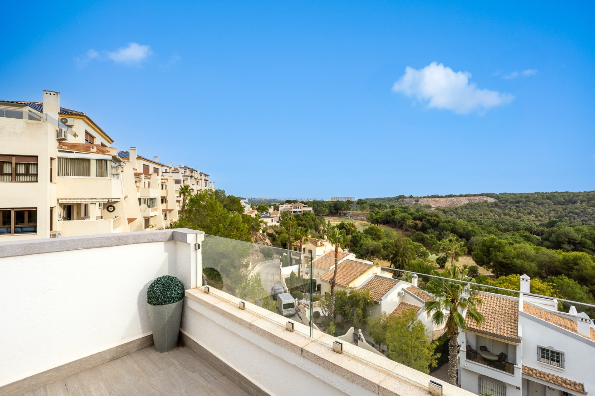 Resale - Villa -
Orihuela Costa - Las Ramblas