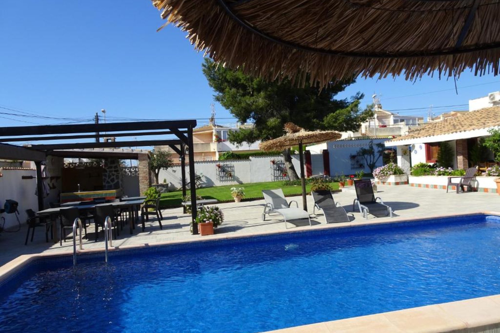 Resale - Villa -
Orihuela Costa - Lomas De Cabo Roig