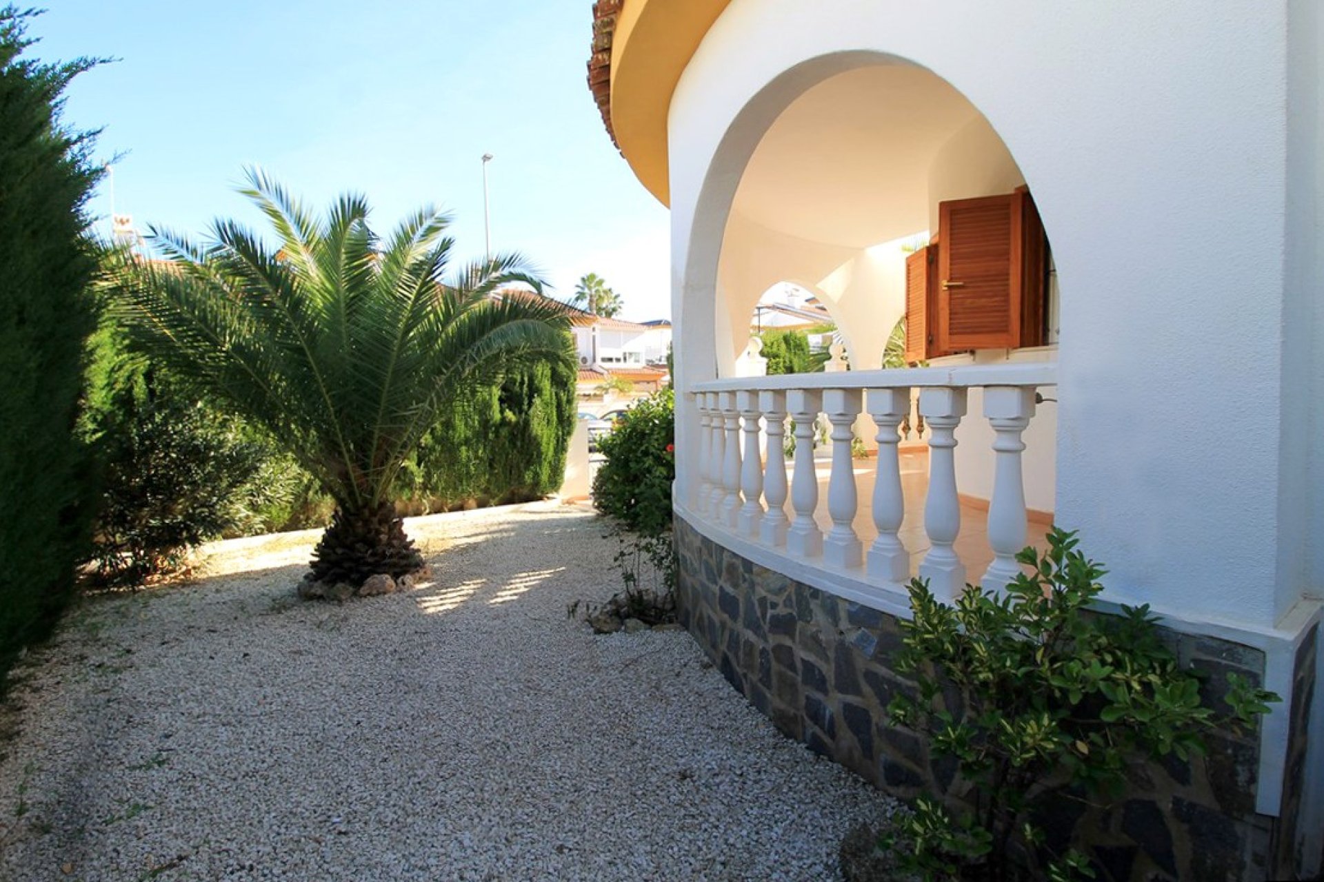 Resale - Villa -
Orihuela Costa - Mil Palmeras