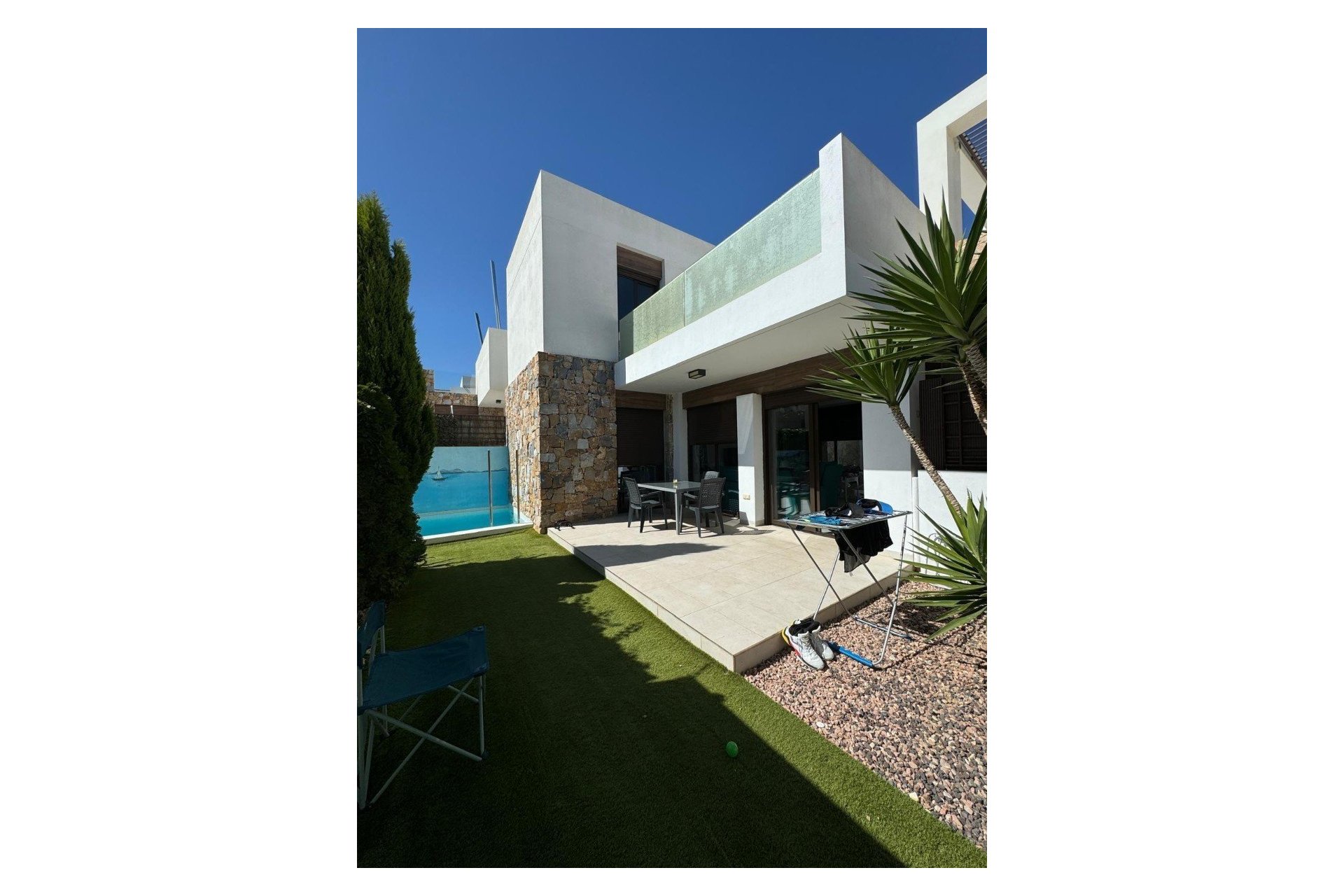 Resale - Villa -
Orihuela Costa - Montezenia