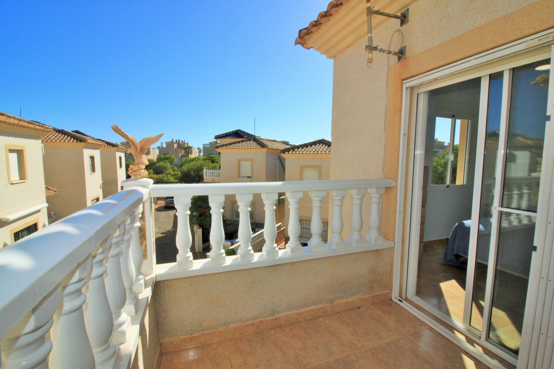 Resale - Villa -
Orihuela Costa - Playa Flamenca