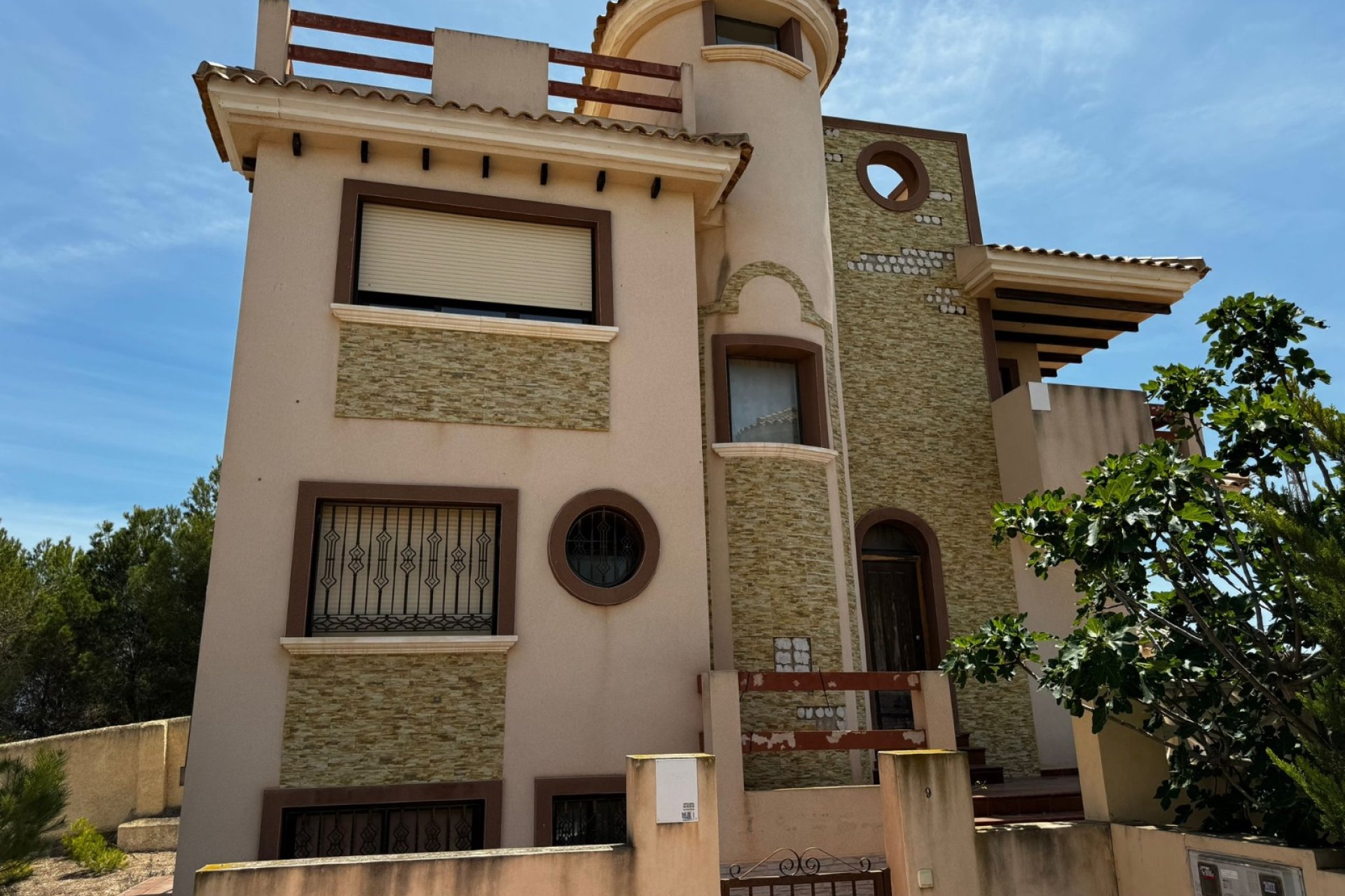 Resale - Villa -
Orihuela Costa - Villamartín