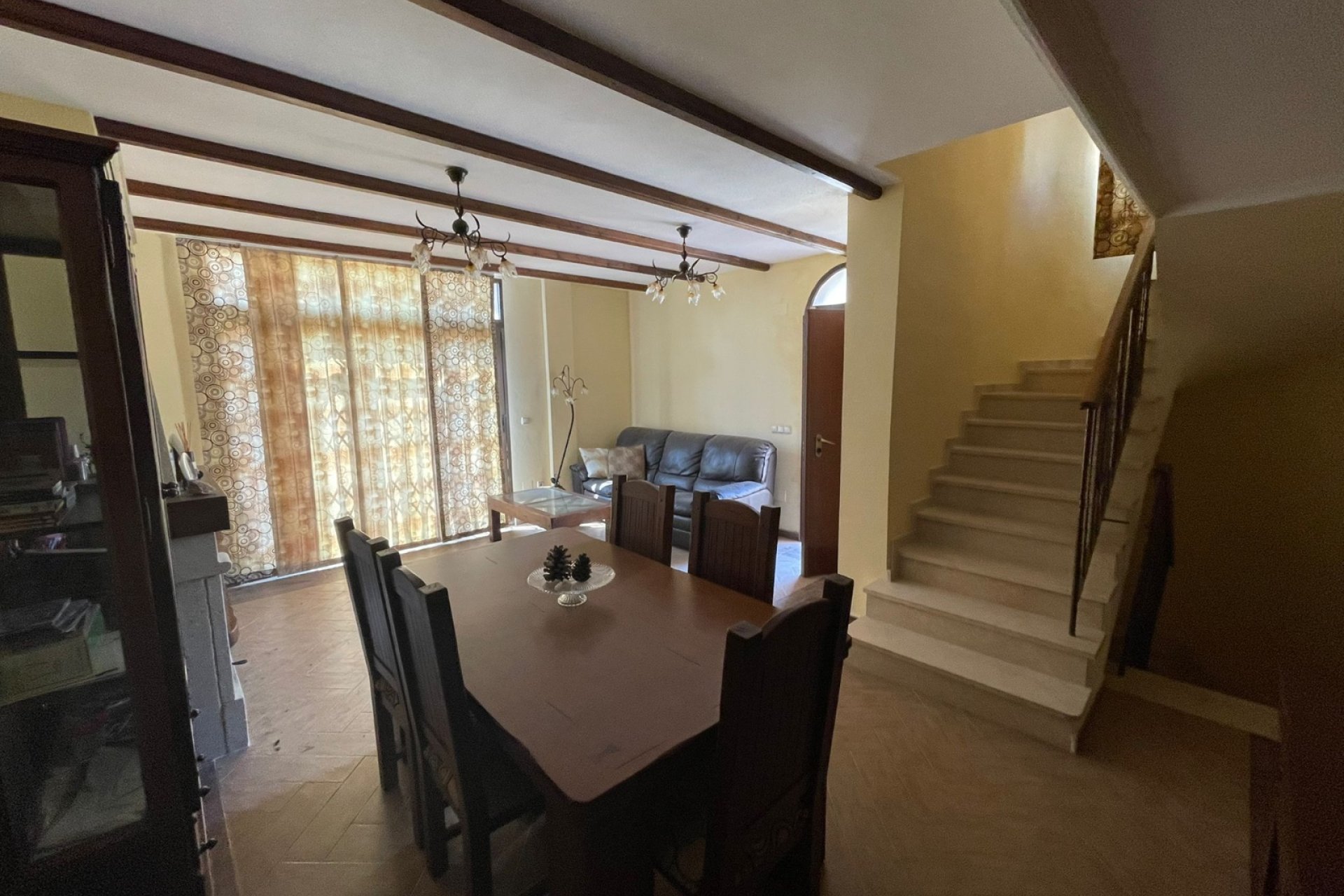 Resale - Villa -
Orihuela Costa - Villamartín