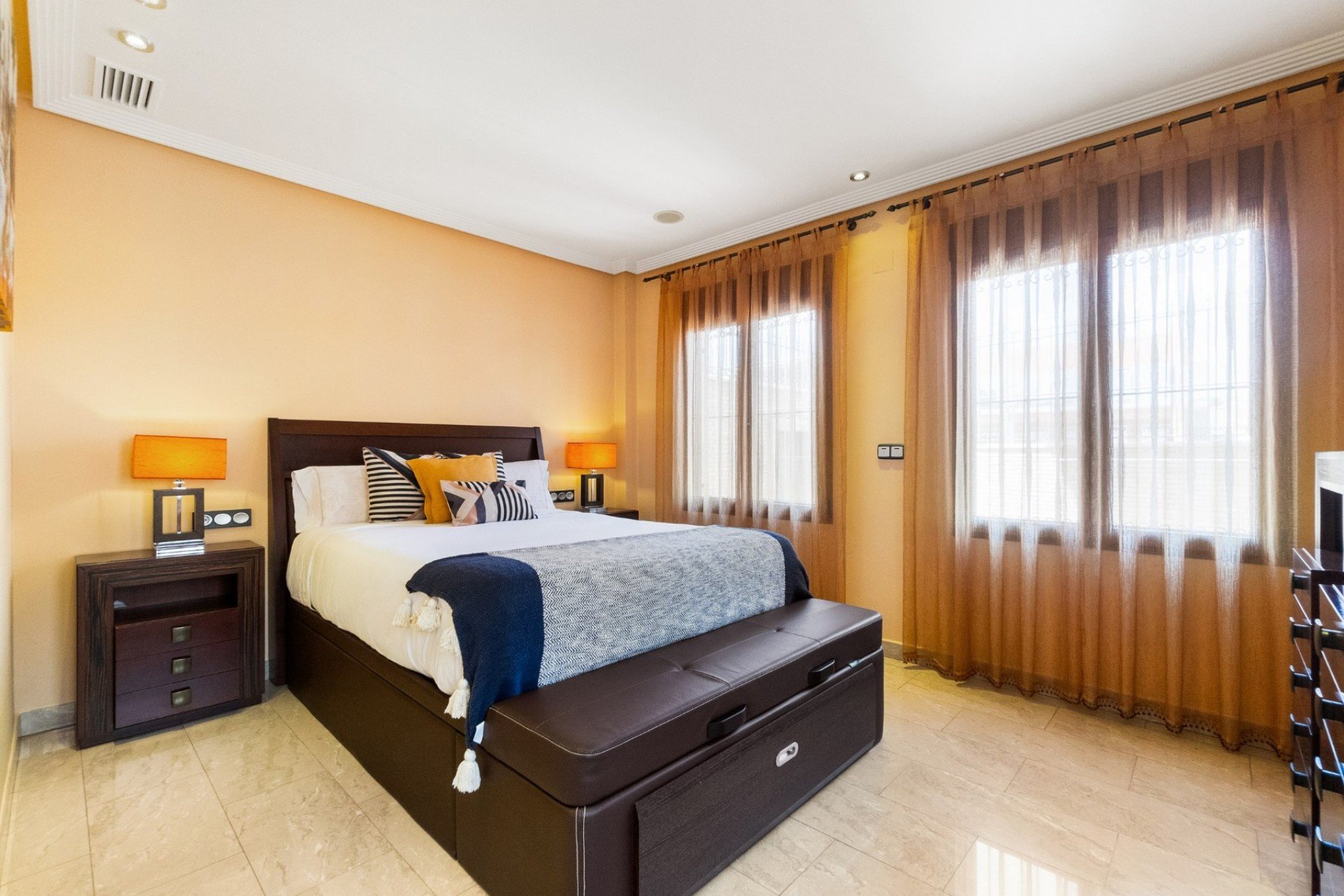 Resale - Villa -
Orihuela - La Aparecida