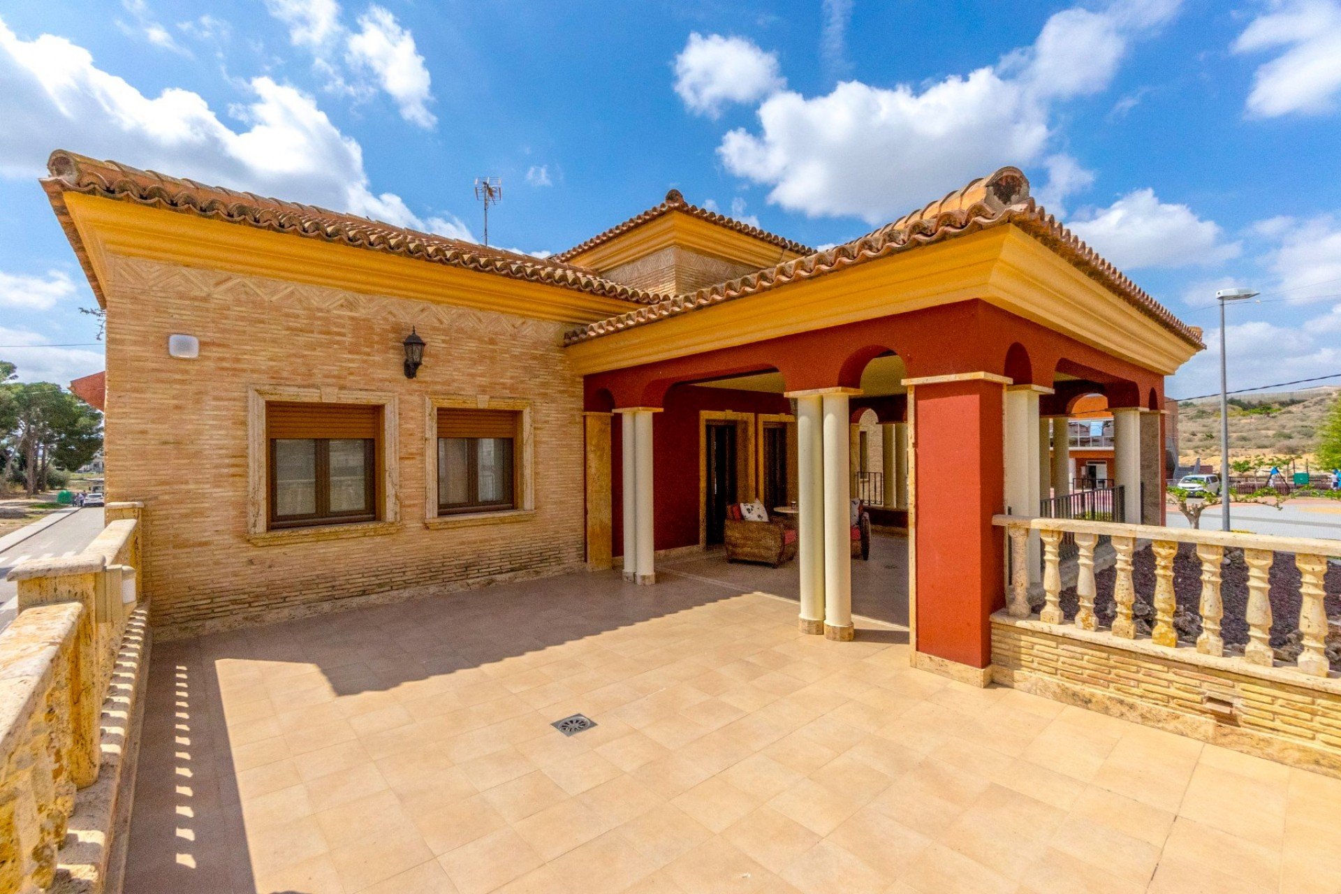 Resale - Villa -
Orihuela - La Aparecida