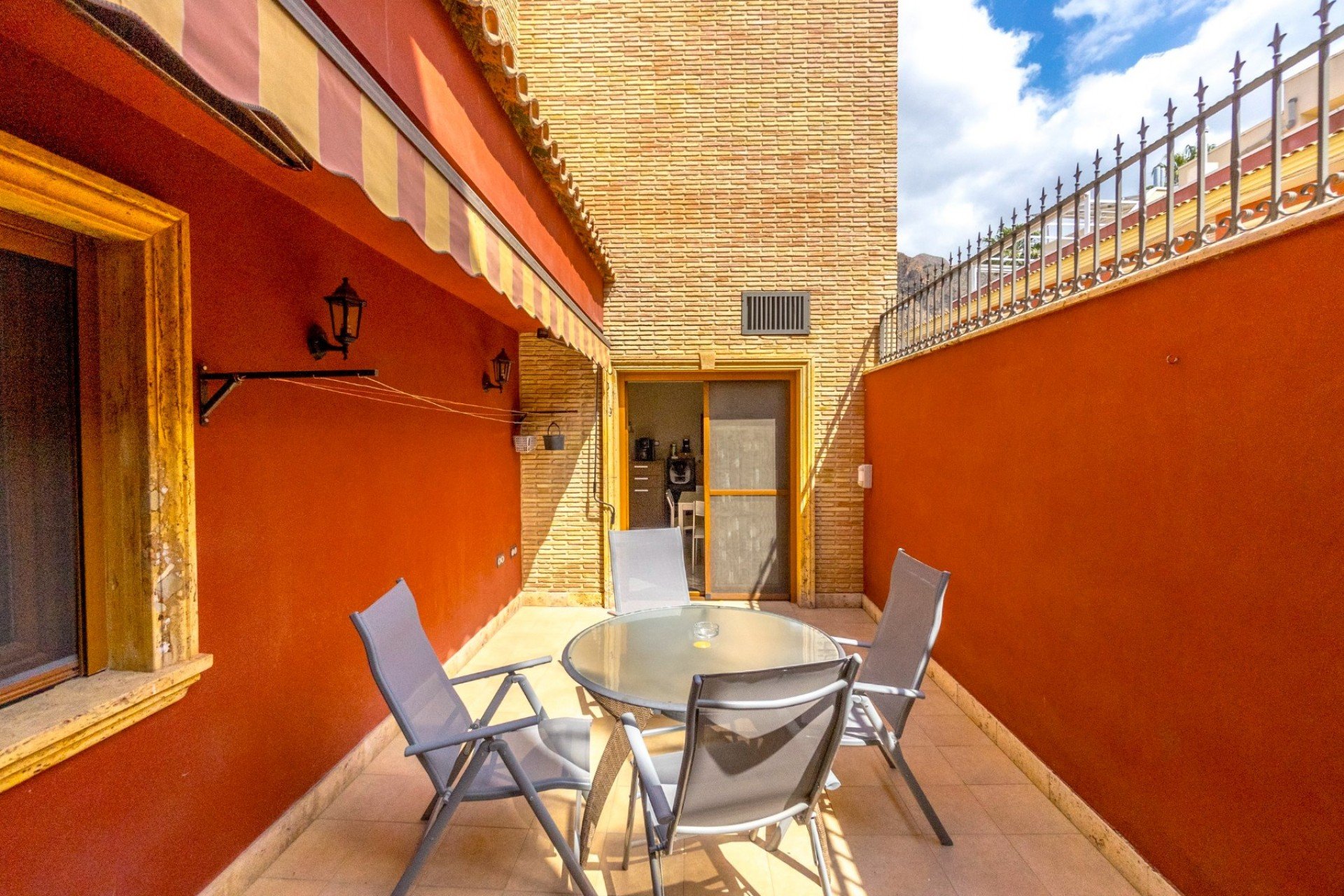 Resale - Villa -
Orihuela - La Aparecida