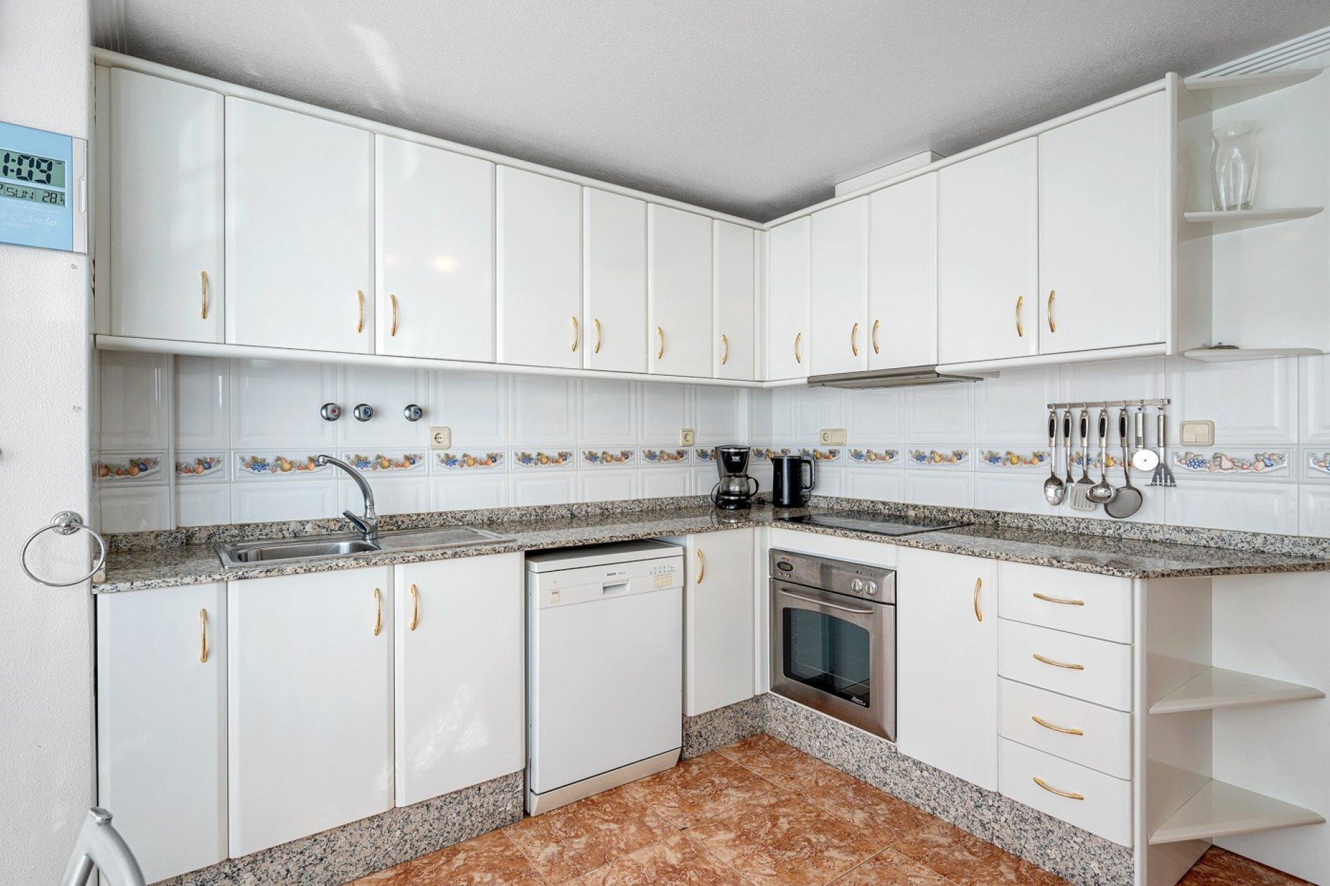 Resale - Villa -
Orihuela - Los Altos