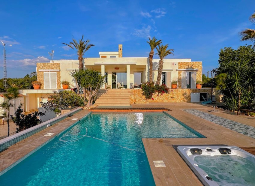 Resale - Villa -
Orihuela - Torremendo