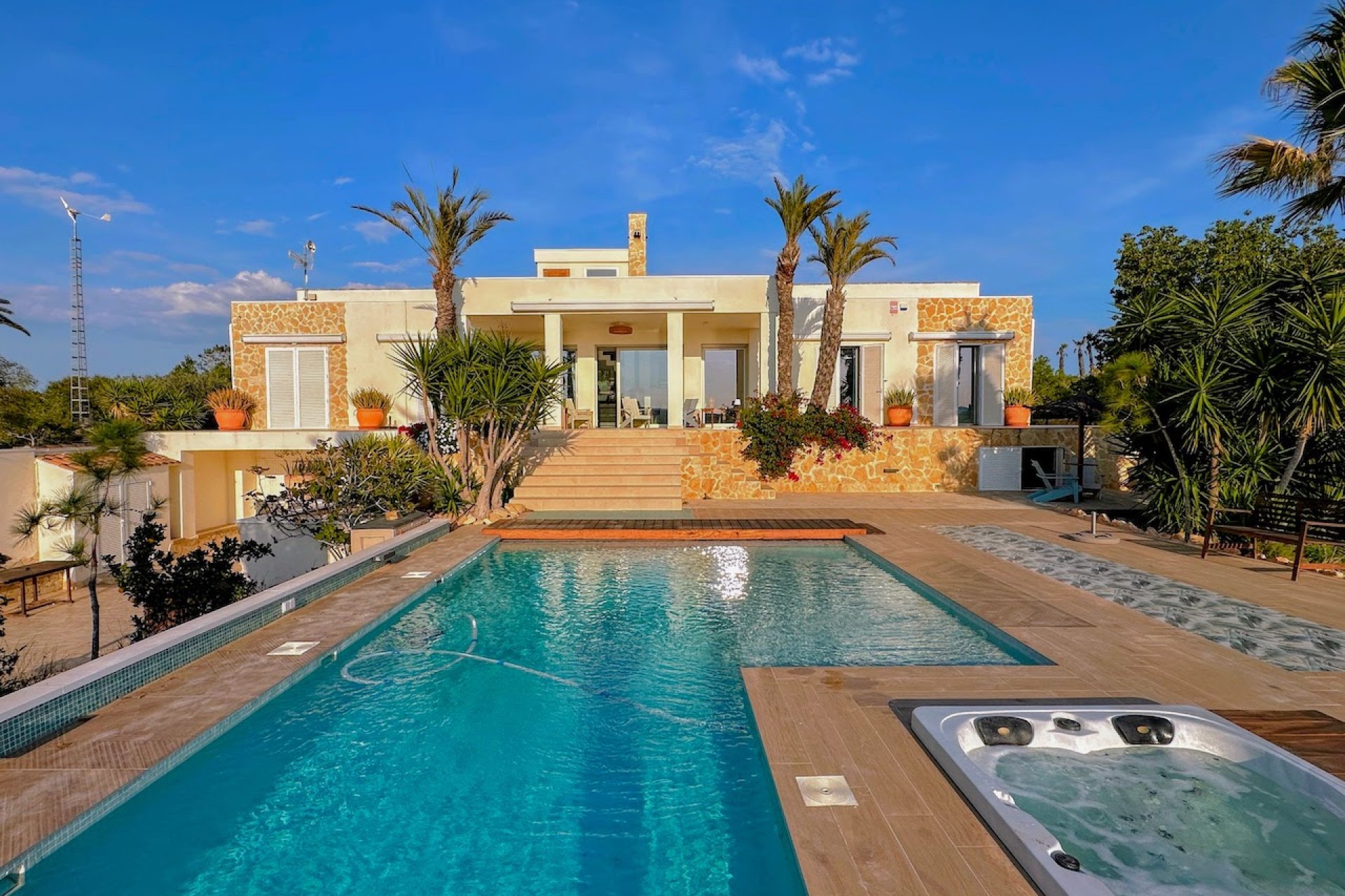 Resale - Villa -
Orihuela - Torremendo