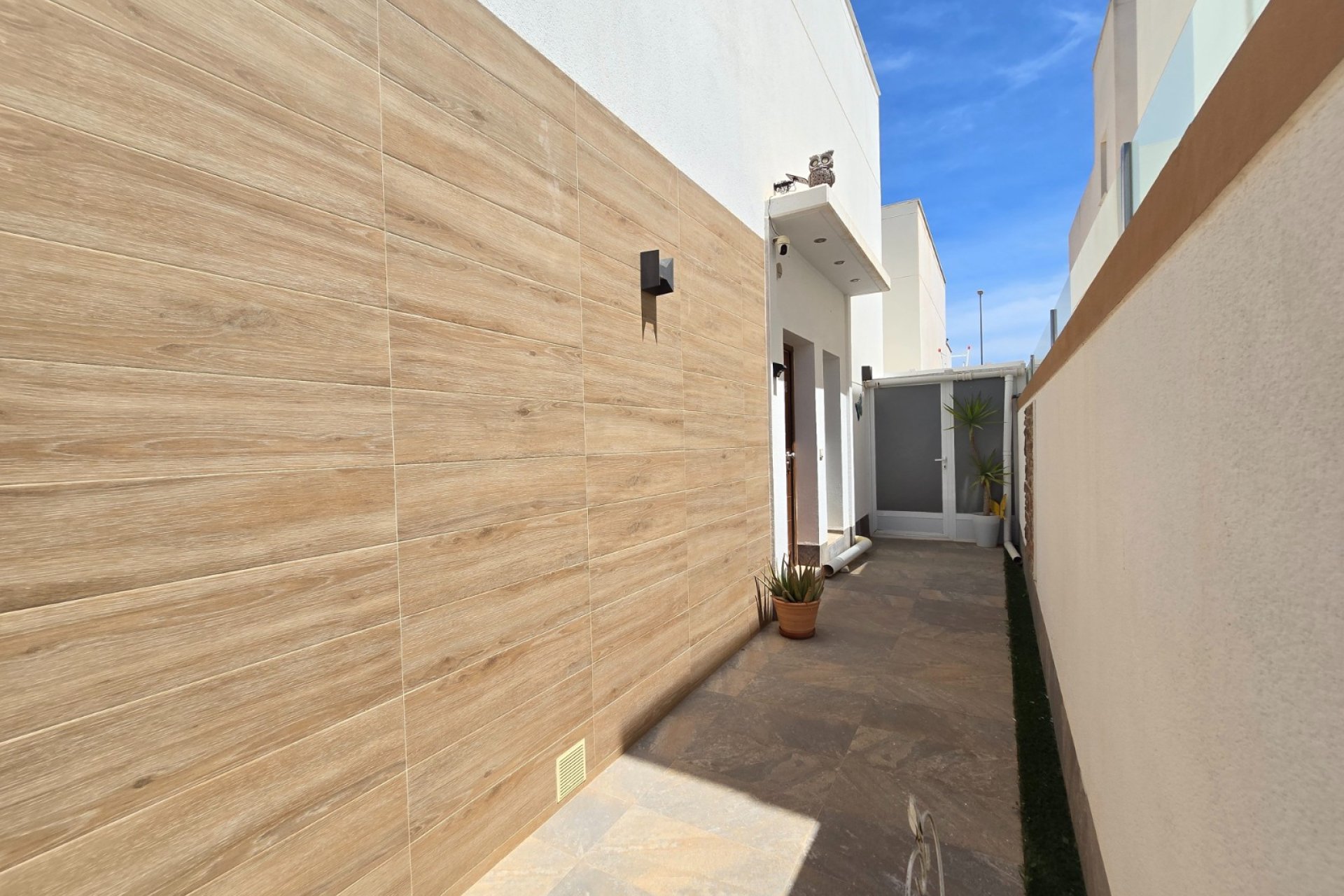 Resale - Villa -
Pilar de la Horadada - Pilar de la Horadada *
