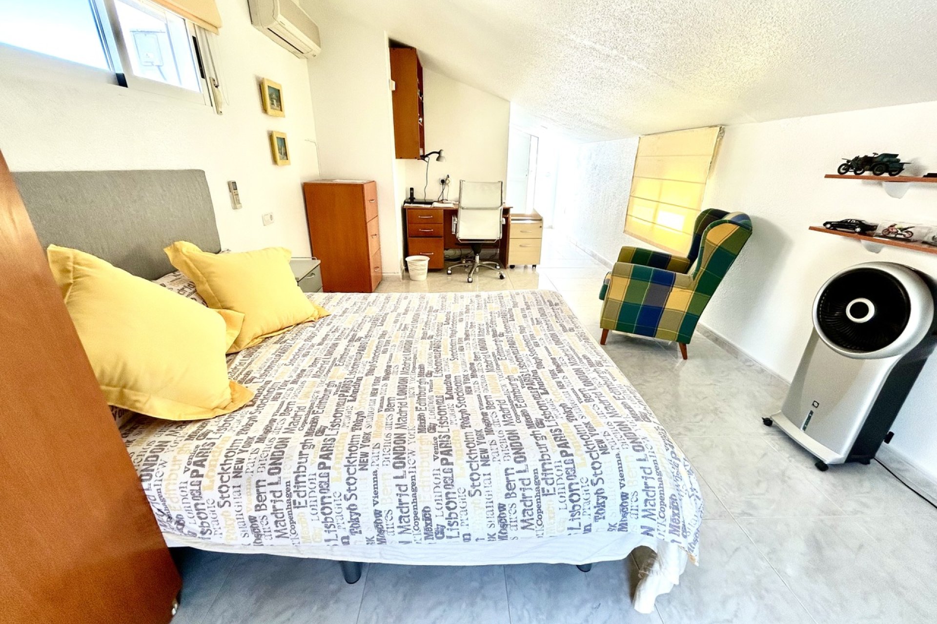 Resale - Villa -
Pinar de Campoverde