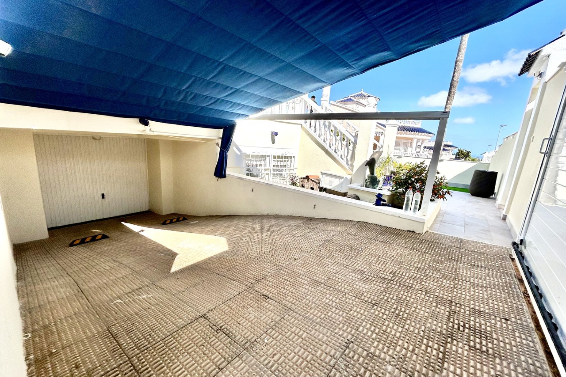 Resale - Villa -
Pinar de Campoverde