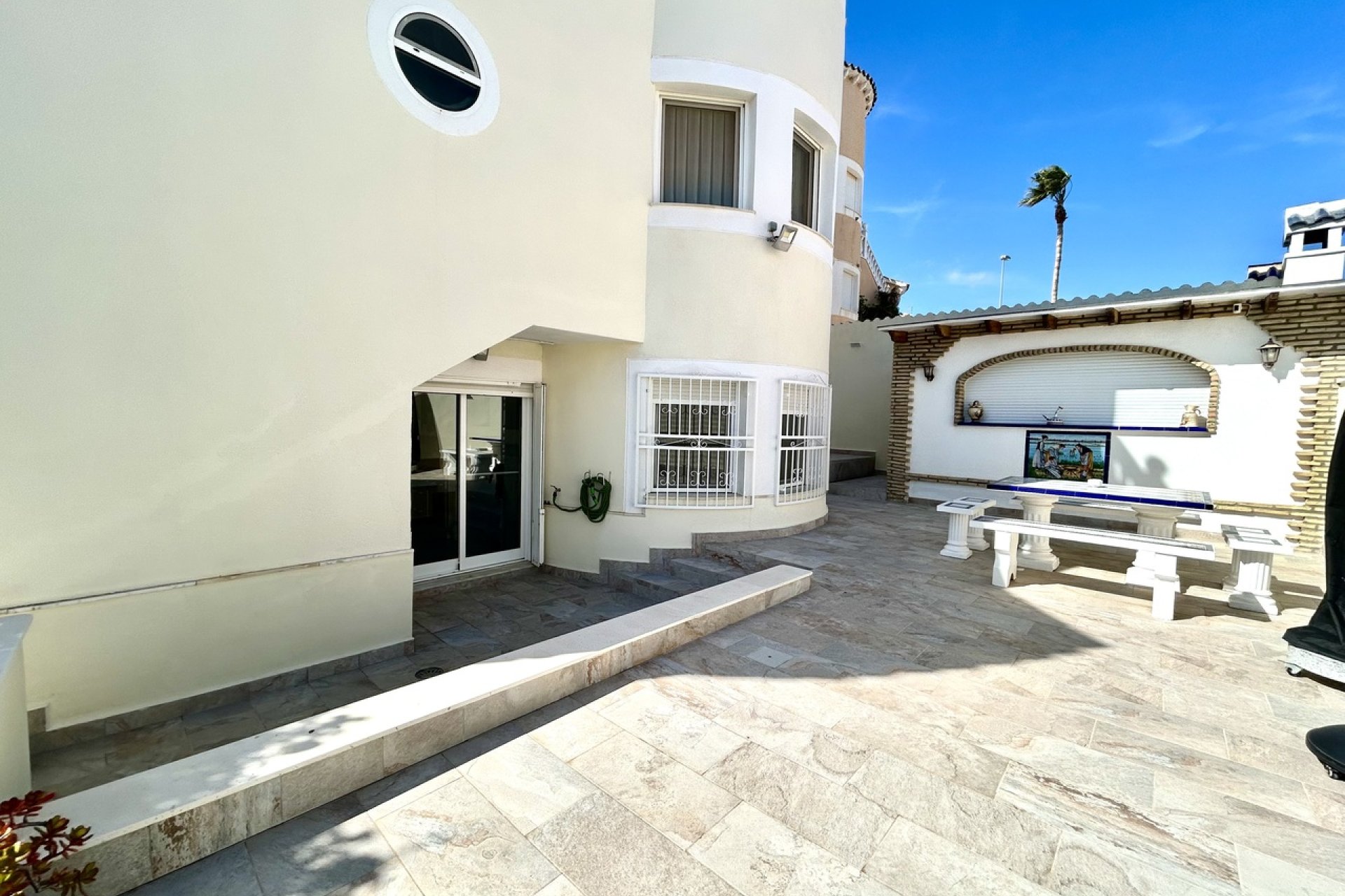 Resale - Villa -
Pinar de Campoverde