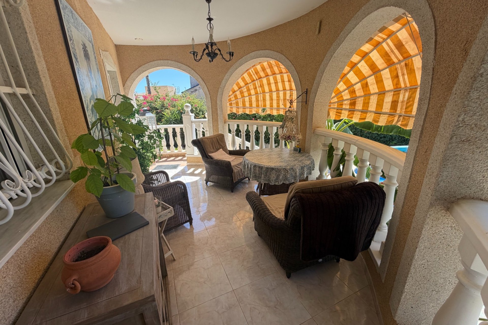 Resale - Villa -
Rojales - Lo Pepin