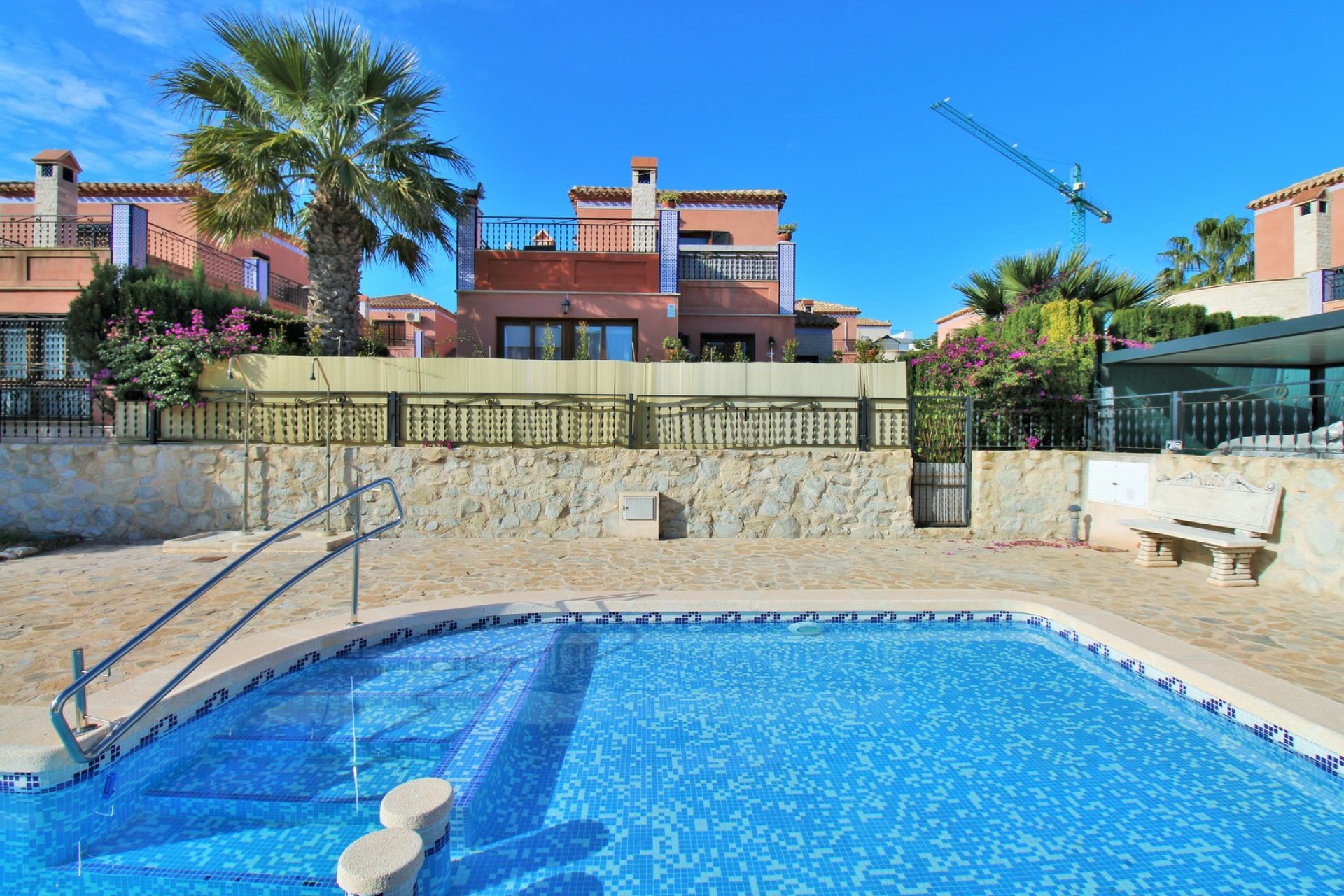 Resale - Villa -
San Miguel de Salinas