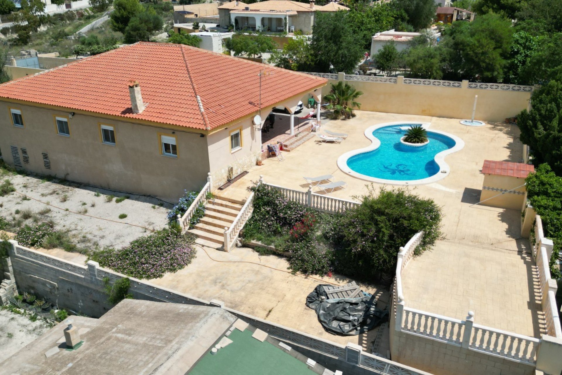 Resale - Villa -
San Vicente del Raspeig - Villanueva