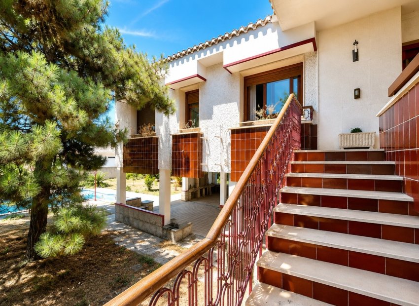 Resale - Villa -
Santiago de la Ribera - Santiago De La Ribera