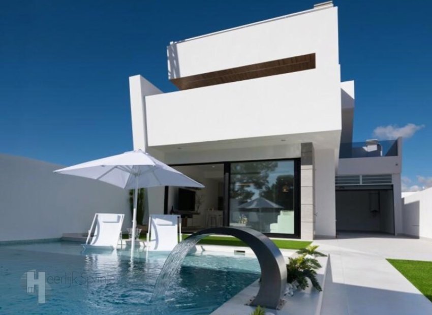 Resale - Villa / Semi-detached -
San Javier - Santiago De La Ribera
