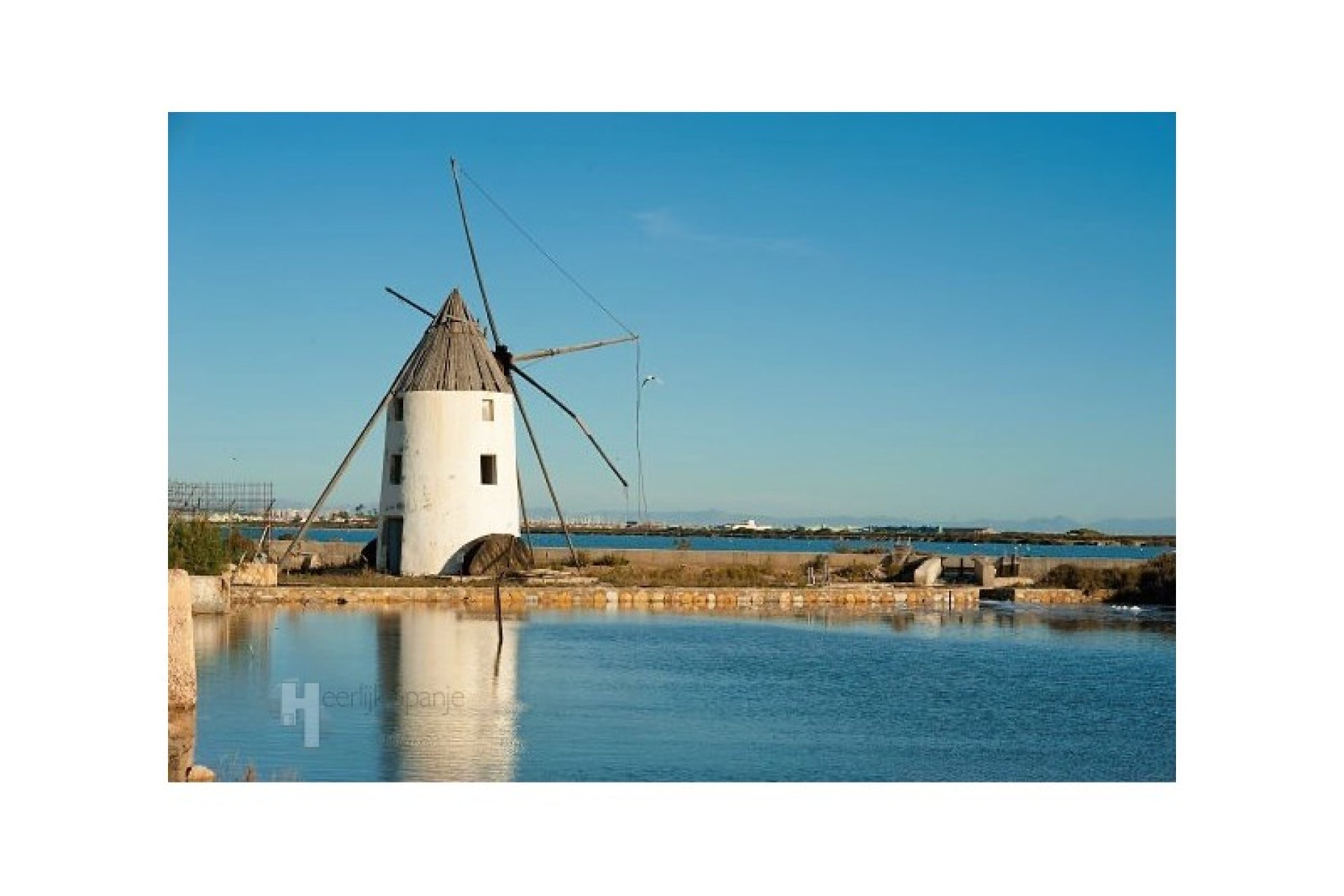 Resale - Villa / Semi-detached -
San Javier - Santiago De La Ribera